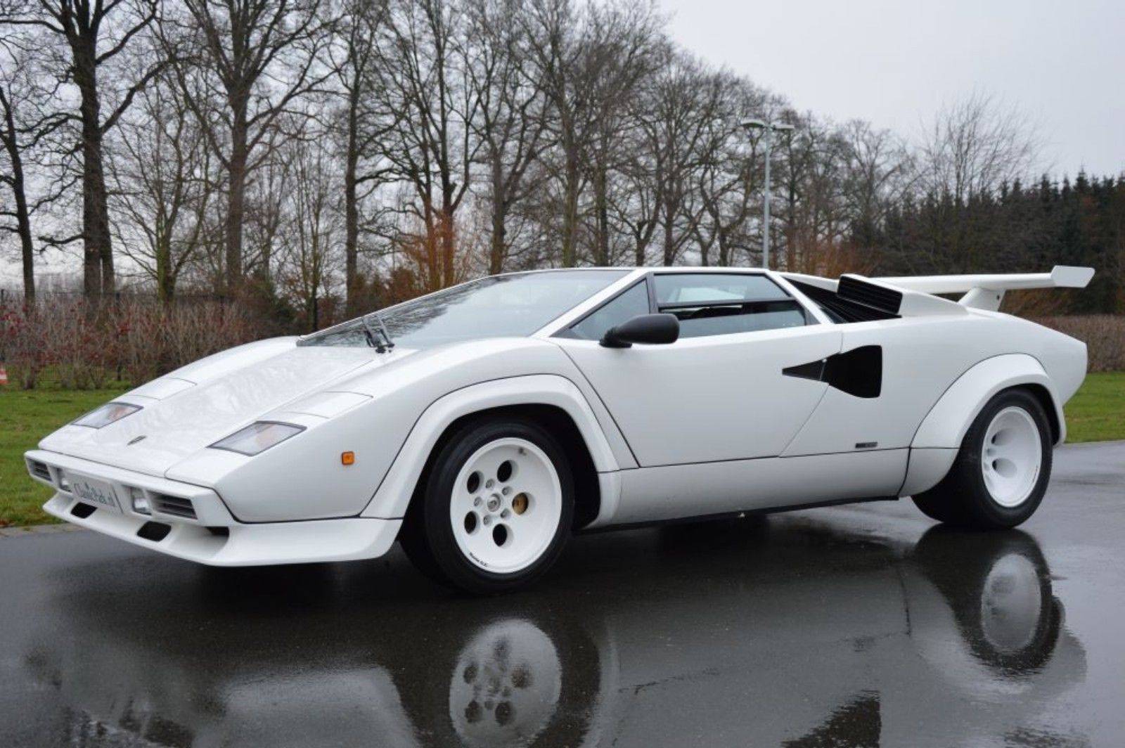 Lamborghini countach s