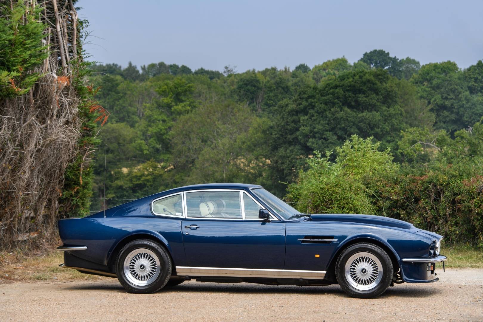 For Sale: Aston Martin V8 Vantage X-Pack (1989) offered for GBP 435,000