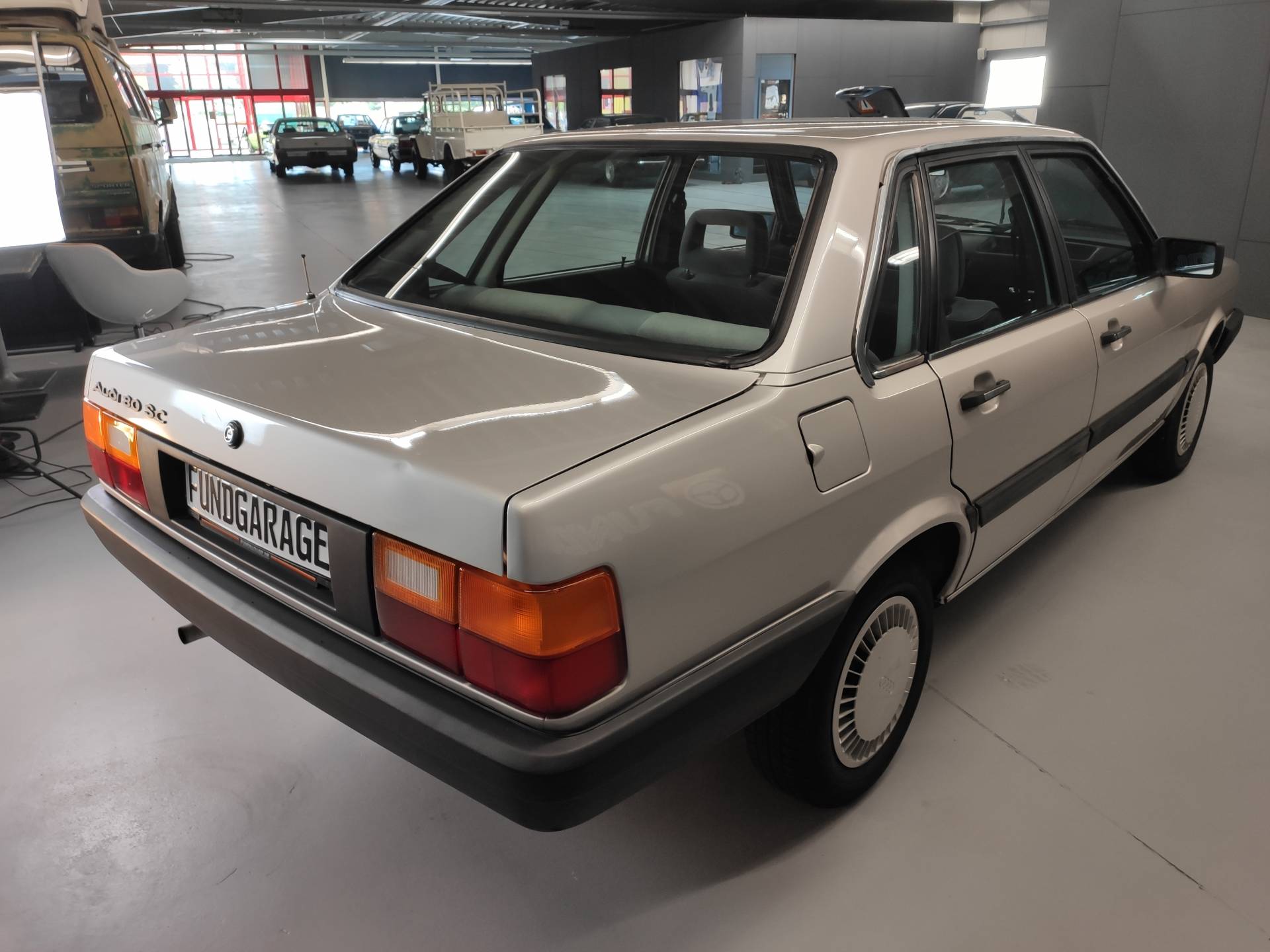 Audi 80 b2 автомат