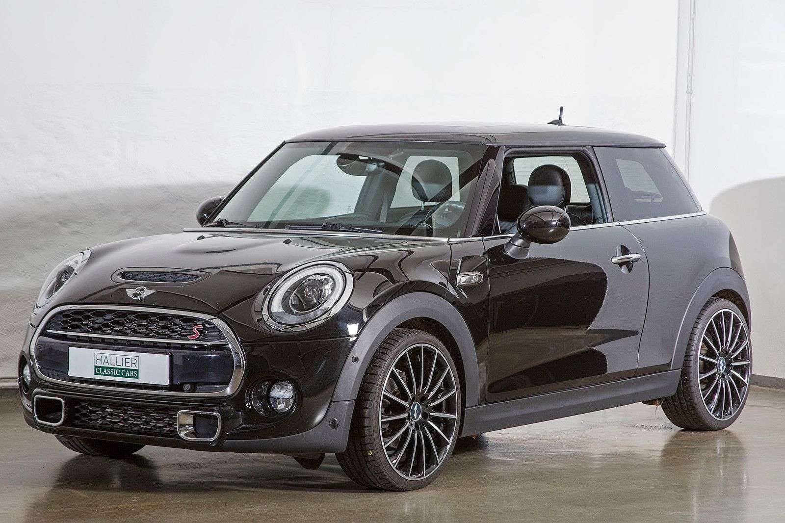 For Sale: Mini Cooper S Clubman (2016) offered for €19,900