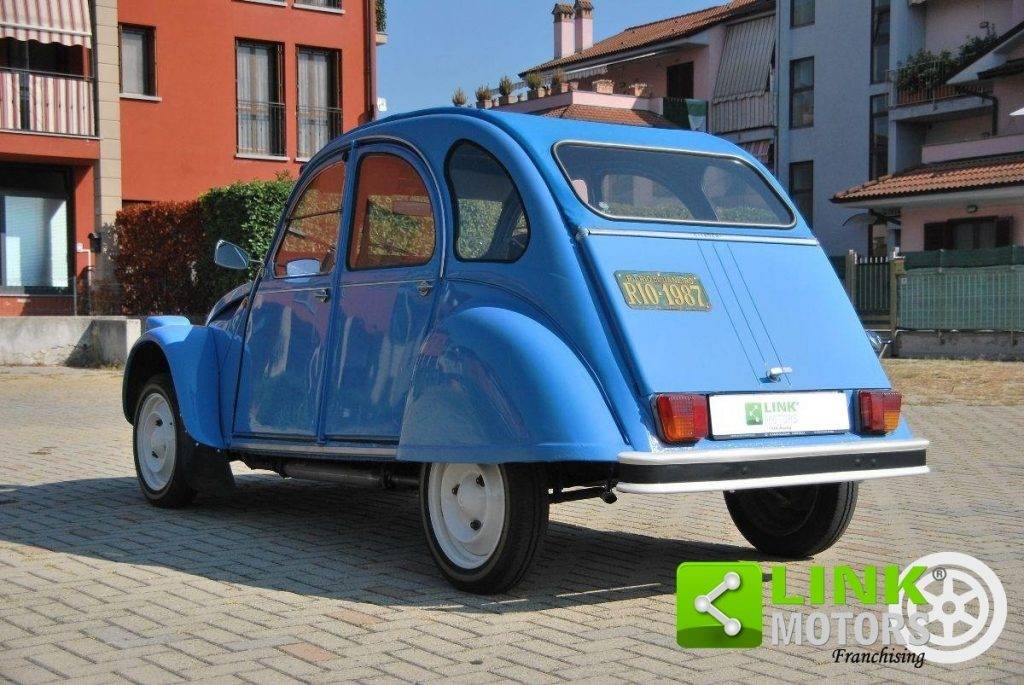 For Sale: Citroën 2 CV 4 (1977) offered for £7,872