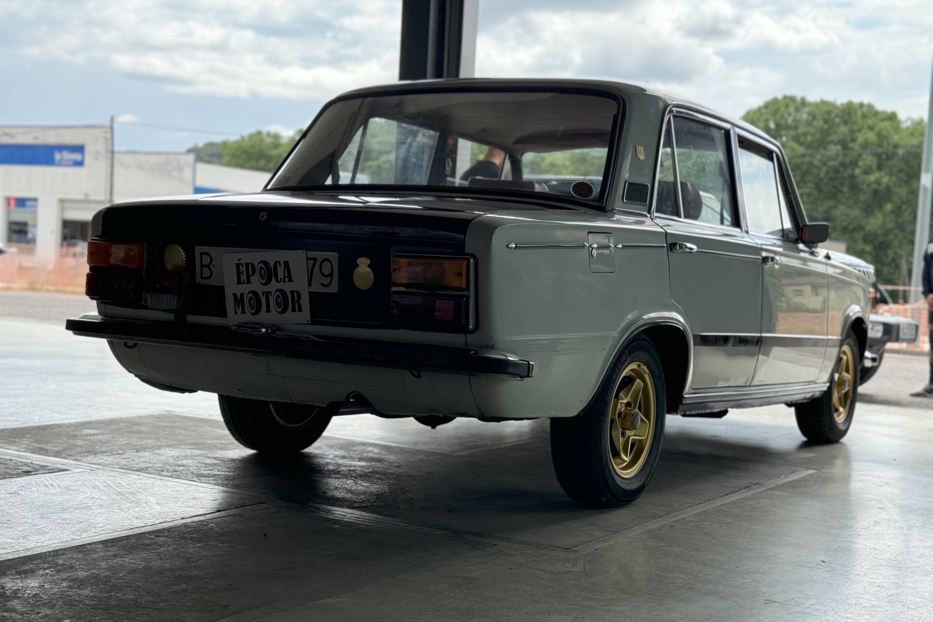 Jouet Voiture Jyesa Seat 124 Police 1970 - Espagne - Échelle 30cm - Vintage
