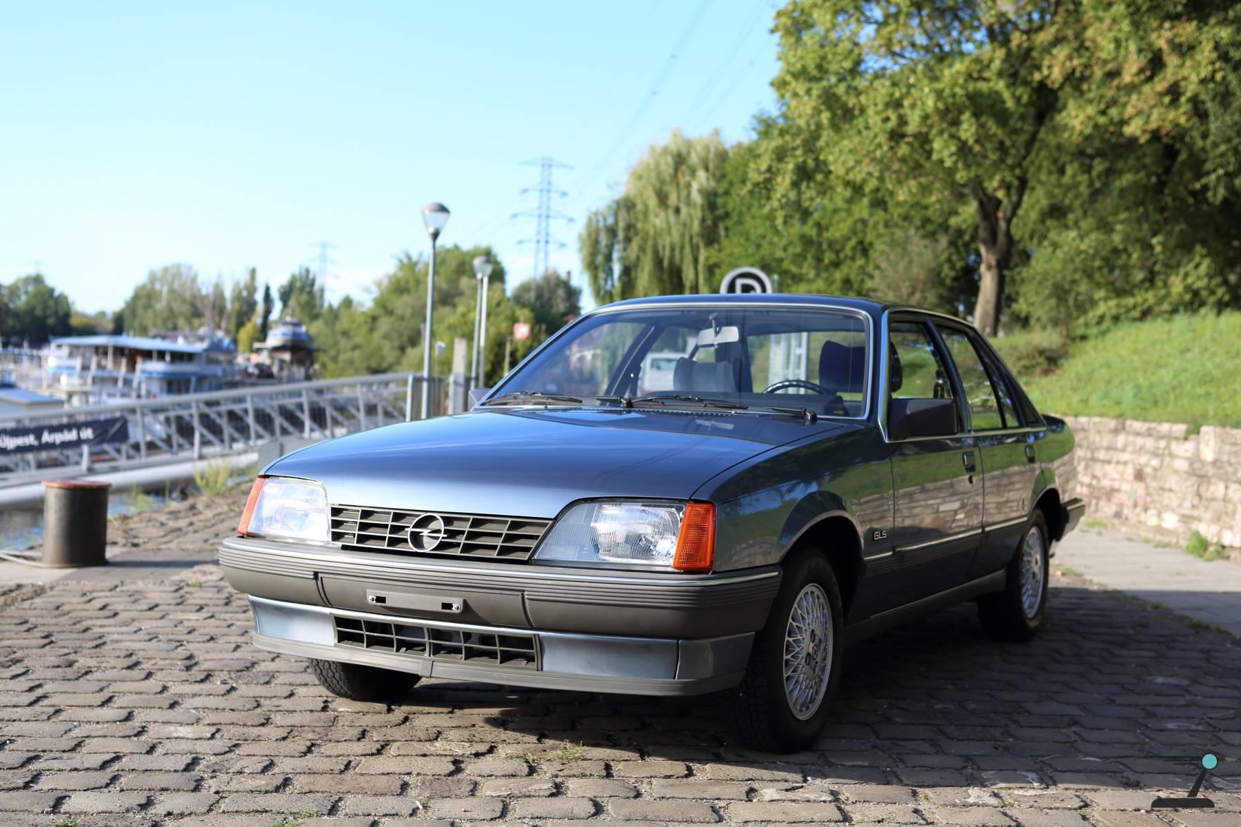 Opel rekord 1986