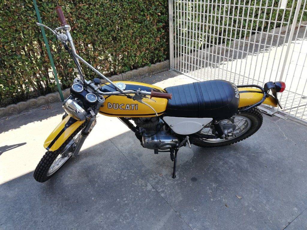 For Sale: Ducati 450 R/T (1974) offered for AUD 30,576