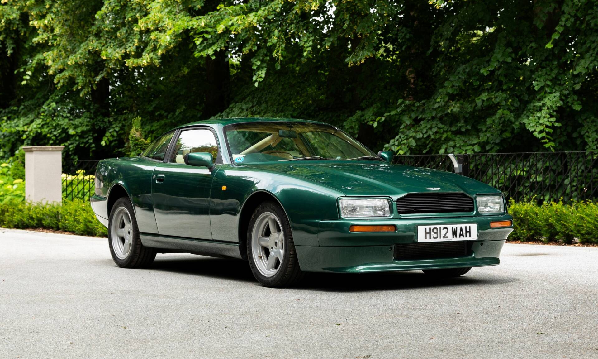 Aston Martin Classic Cars for Sale - Classic Trader