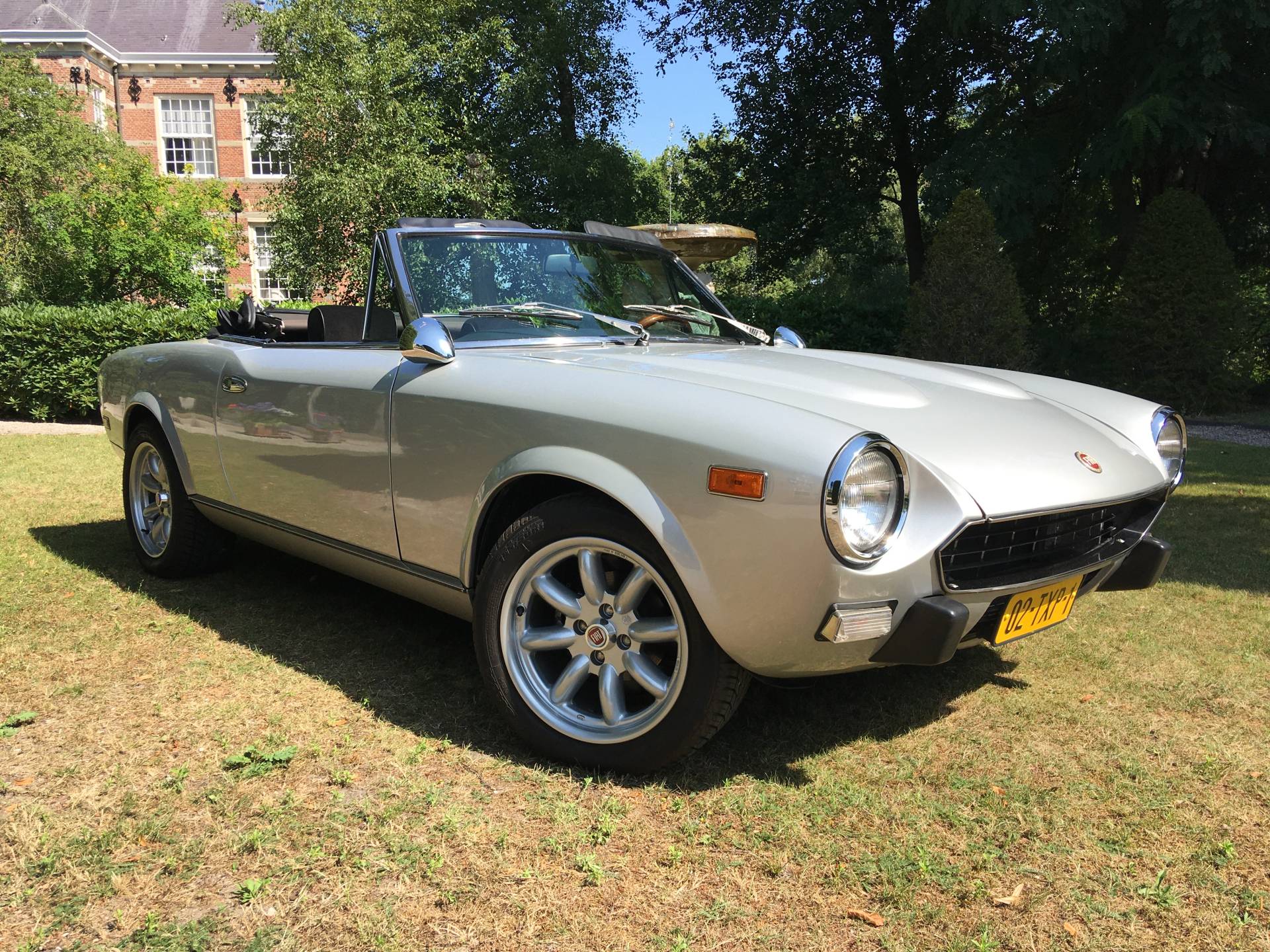 For Sale: Fiat Spider 2000 (1980) Offered For £19,236