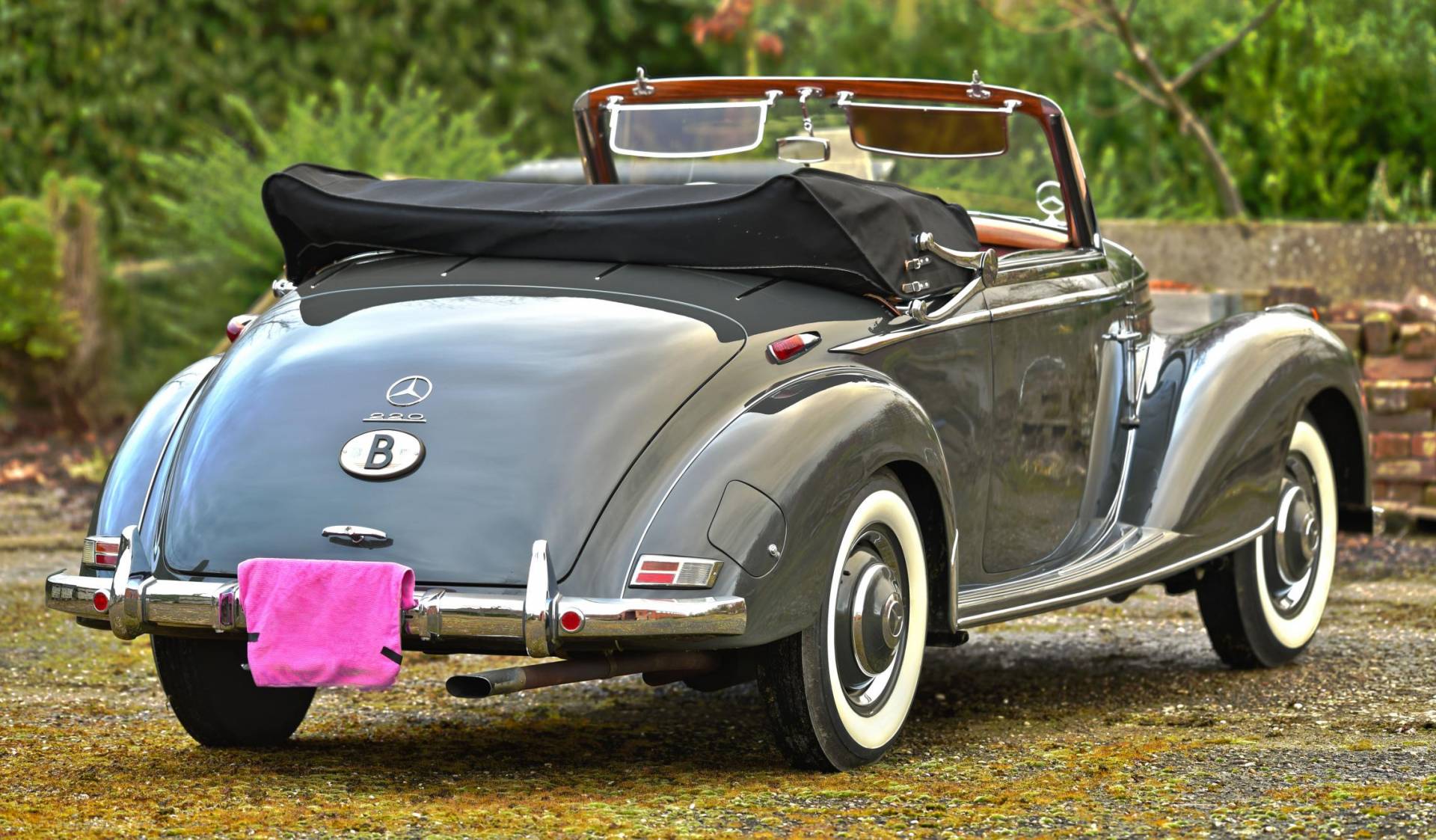 MercedesBenz 220 W 187 Oldtimer kaufen Classic Trader