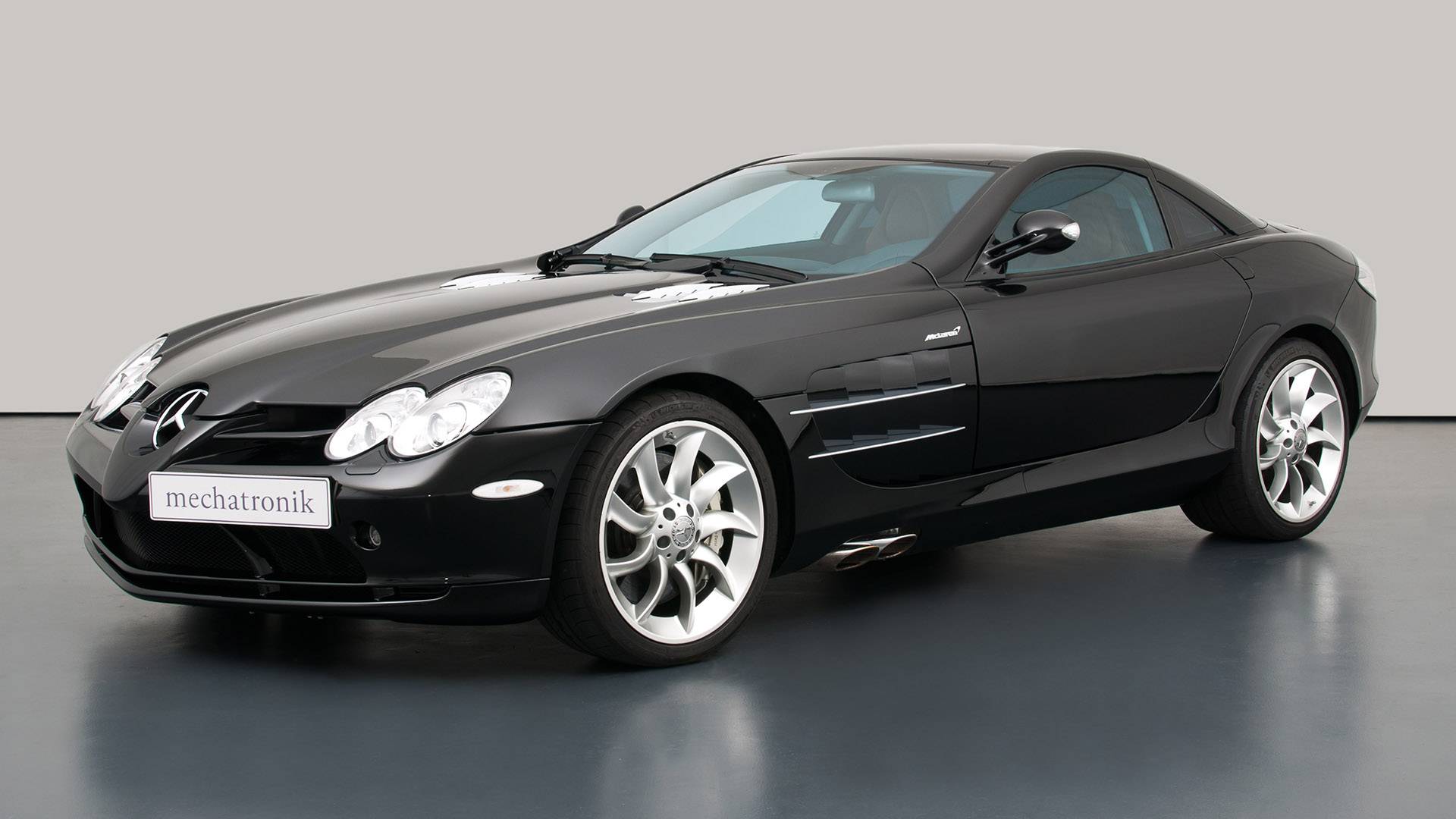 For Sale: Mercedes-Benz SLR McLaren (2006) offered for GBP 298,041