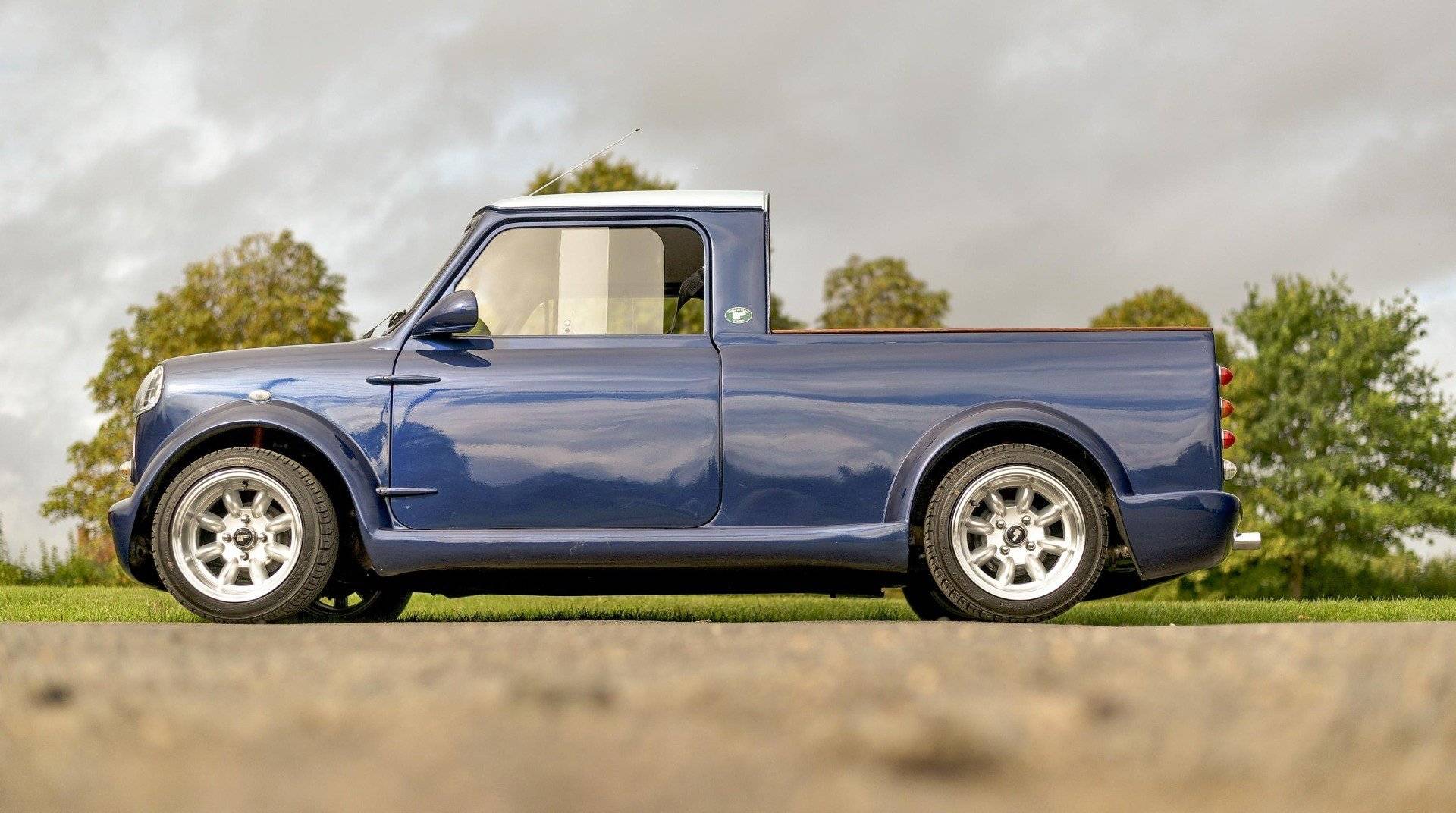 For Sale: Austin Mini Pickup (1980) offered for €19,903