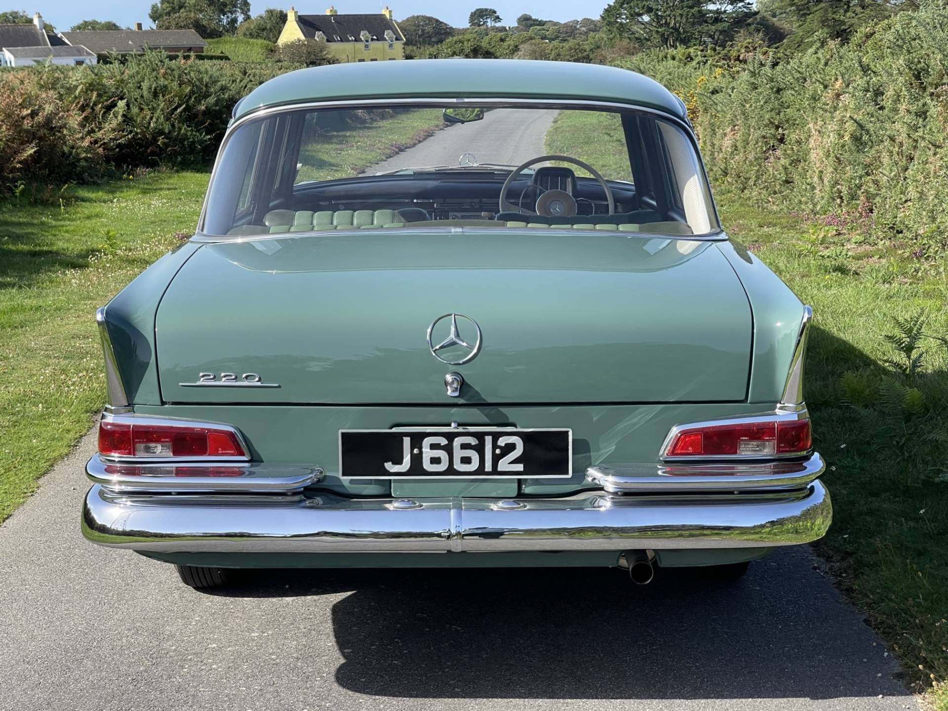 For Sale: Mercedes-Benz 220 B (1965) Offered For £19,950