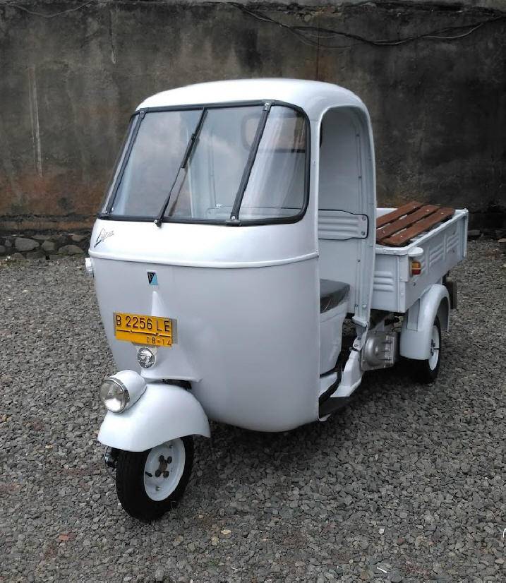 For Sale: Piaggio Vespa APE C (1963) offered for GBP 2,700