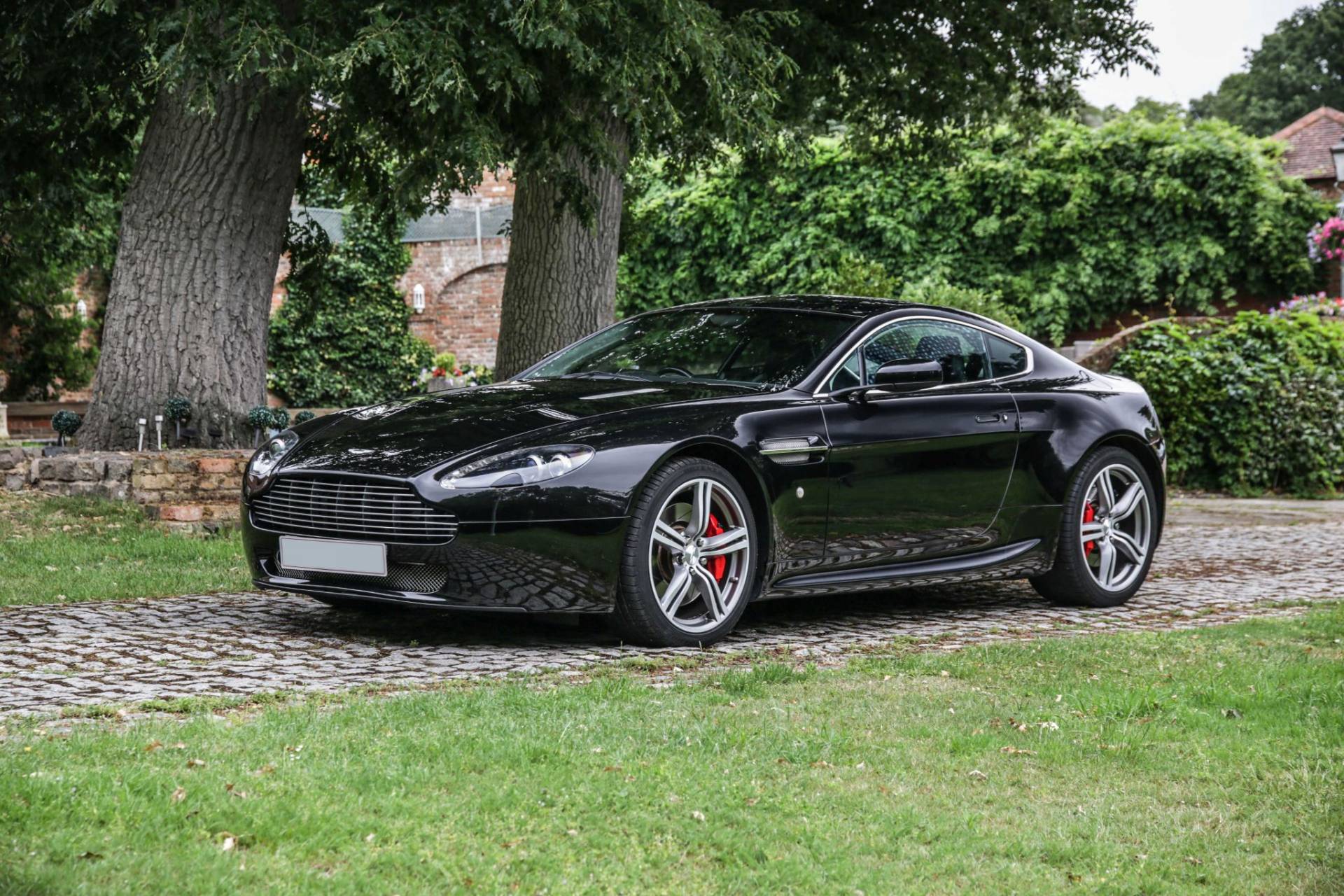For Sale Aston Martin V8 Vantage N400 (2008) offered for