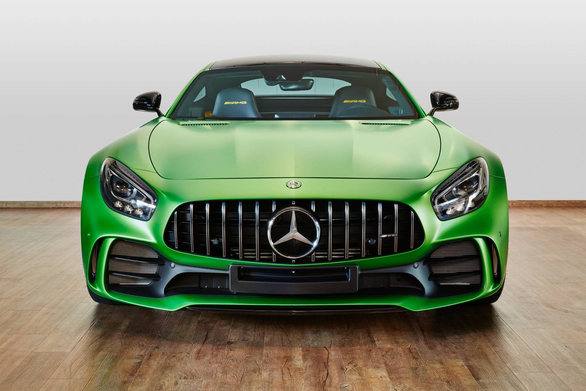 Mercedes-Benz AMG GT-R (2017) für 179.900 EUR kaufen