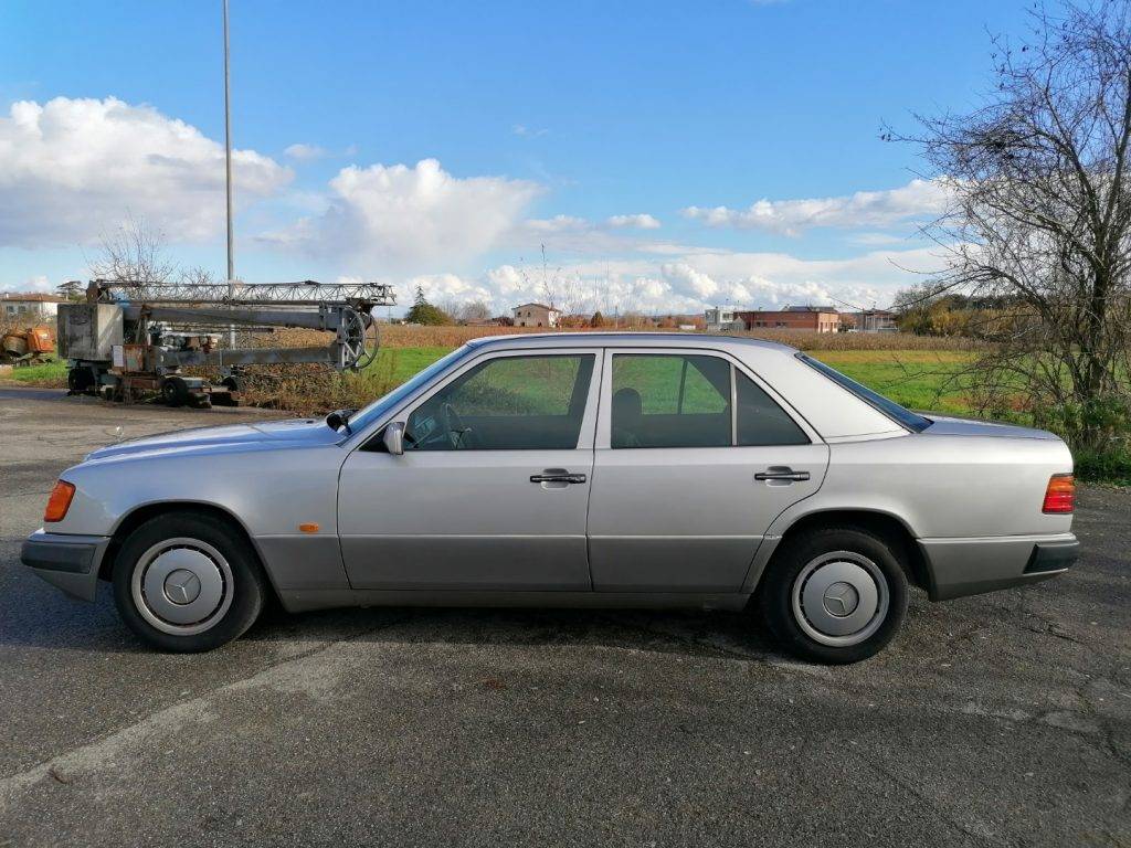 Mercedes Benz 200 E 16 1993 Fur 2 900 Eur Kaufen