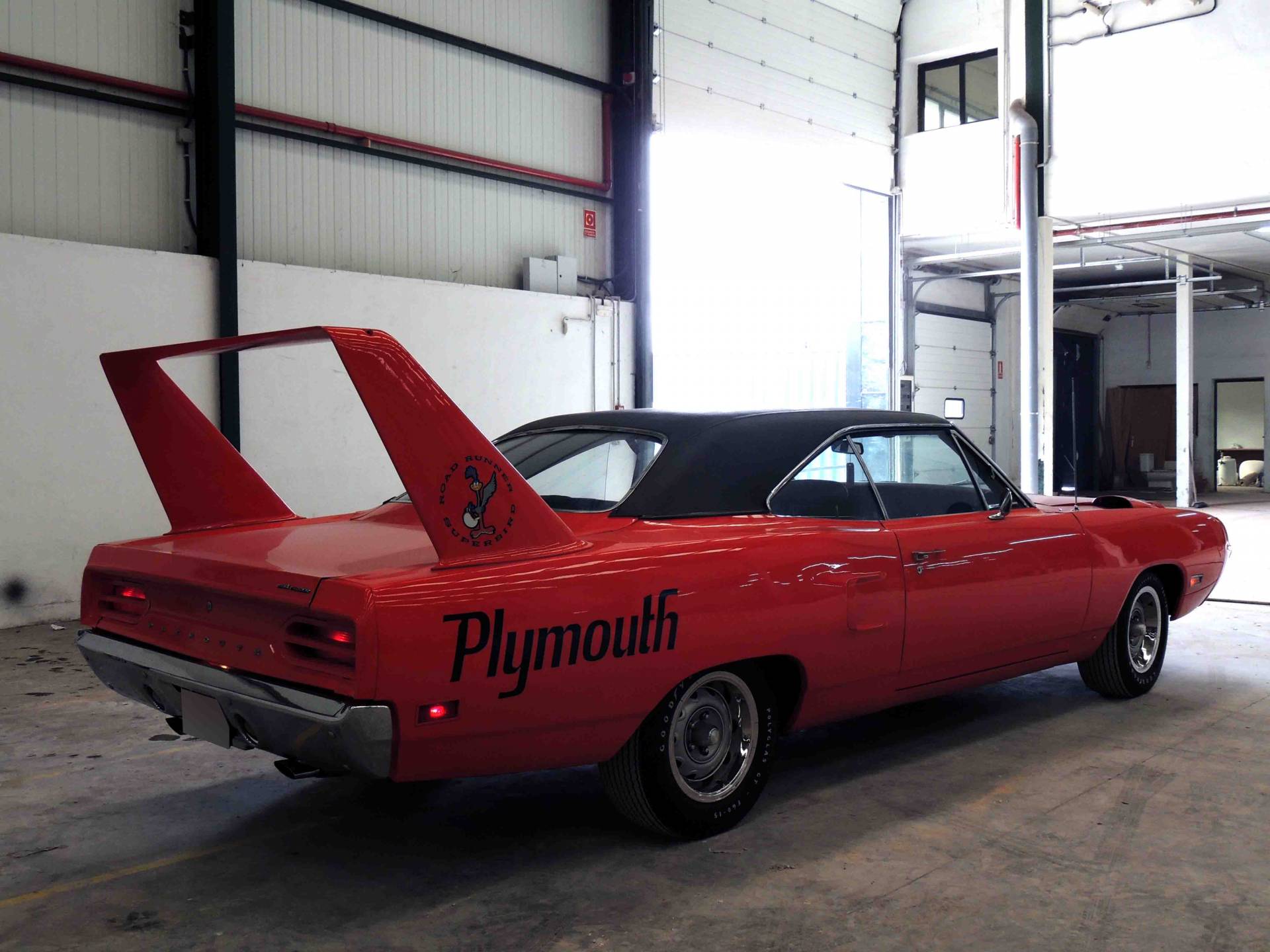 For Sale Plymouth Road Runner Superbird (1970) offered for GBP 193,464