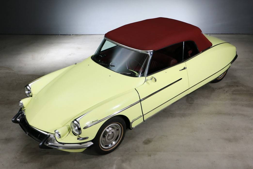 For Sale: Citroën DS 19 Chapron Palm Beach (1969) offered for GBP 176,294