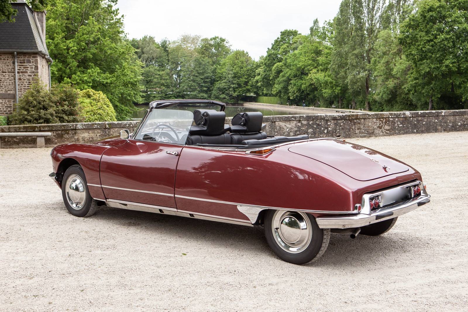 vehicle_ad_standard_image_bd0a7b6bcc46dba96134d1f193f99f08.jpg