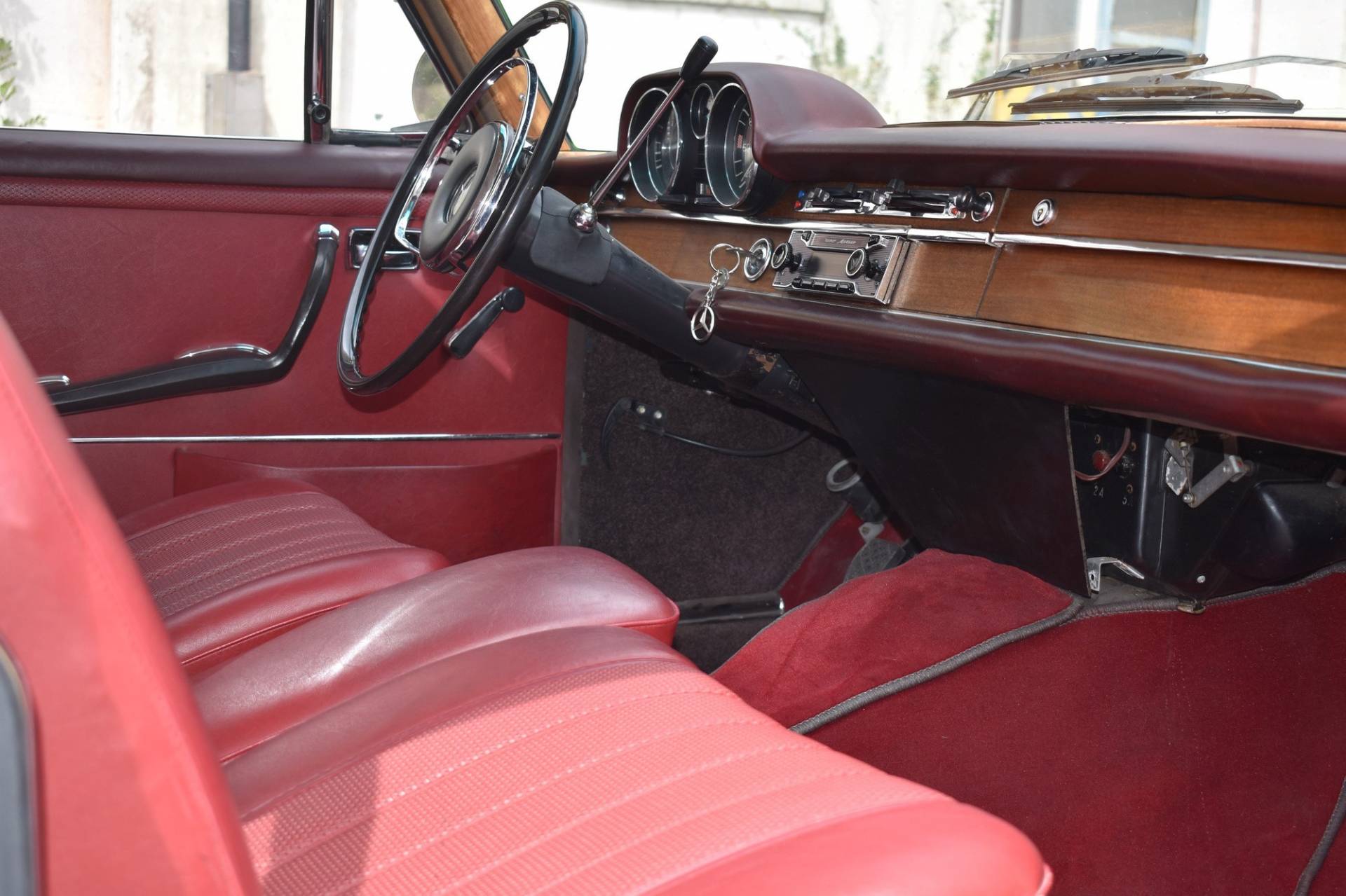 Mercedes Benz 250 Classic Cars For Sale Classic Trader Mercedes Benz 250 Classic Cars For Sale Classic Trader
