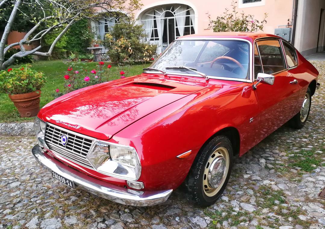 Lancia fulvia sport zagato