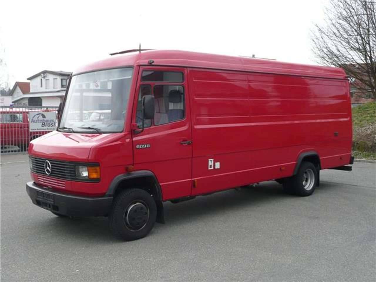 Mercedes Benz T2 O 611 D 1996 Fur 42 840 Eur Kaufen