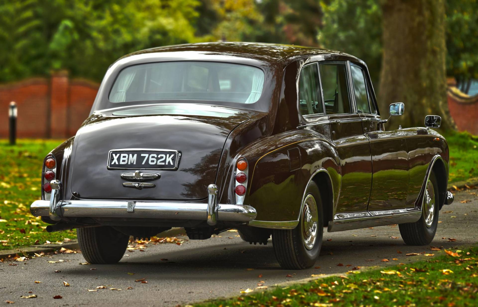 For Sale RollsRoyce Phantom VI (1972) offered for AUD 291,086 For Sale RollsRoyce Phantom VI (1972) offered for AUD 291,086