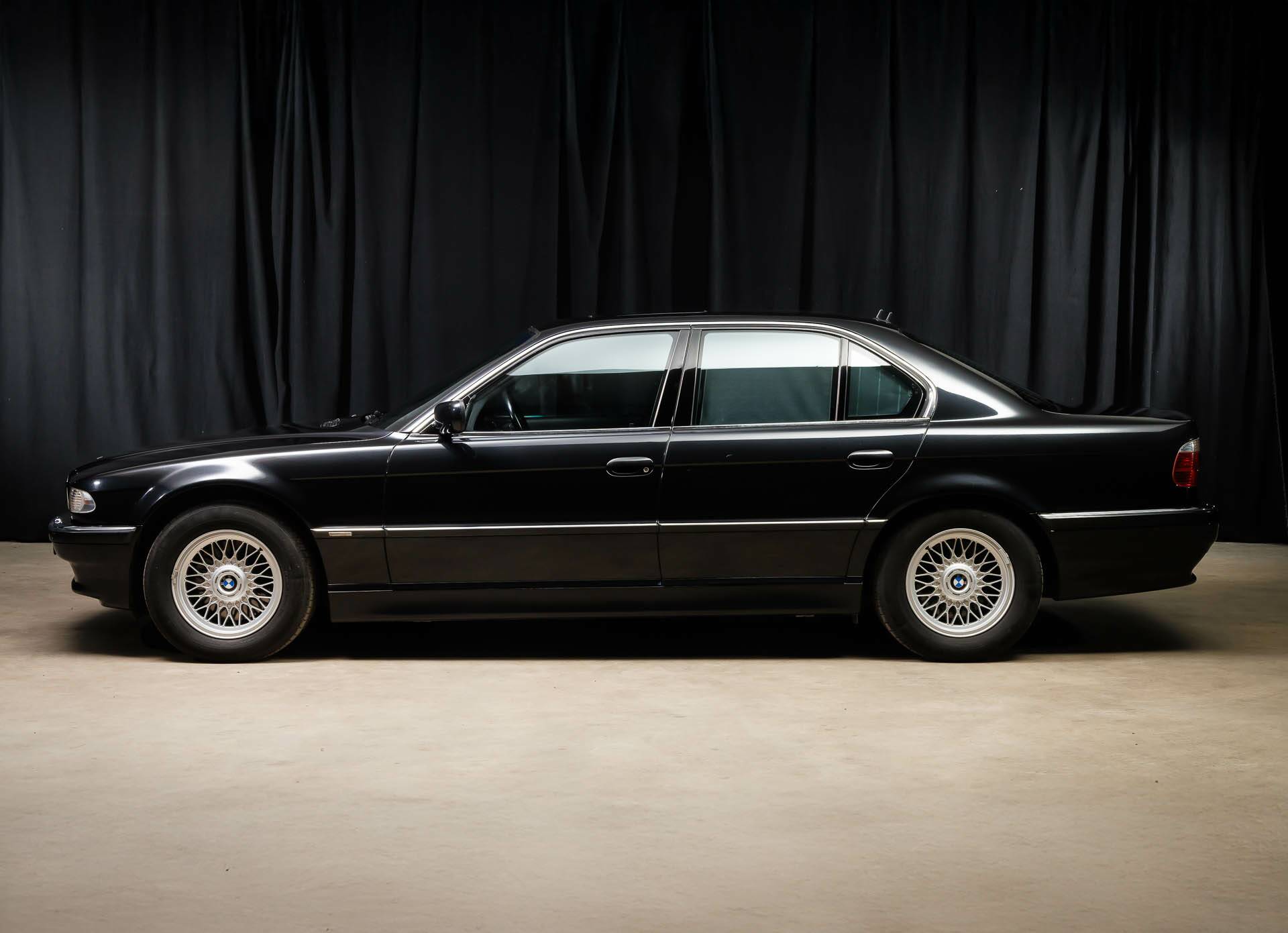 BMW 750i E38 2000
