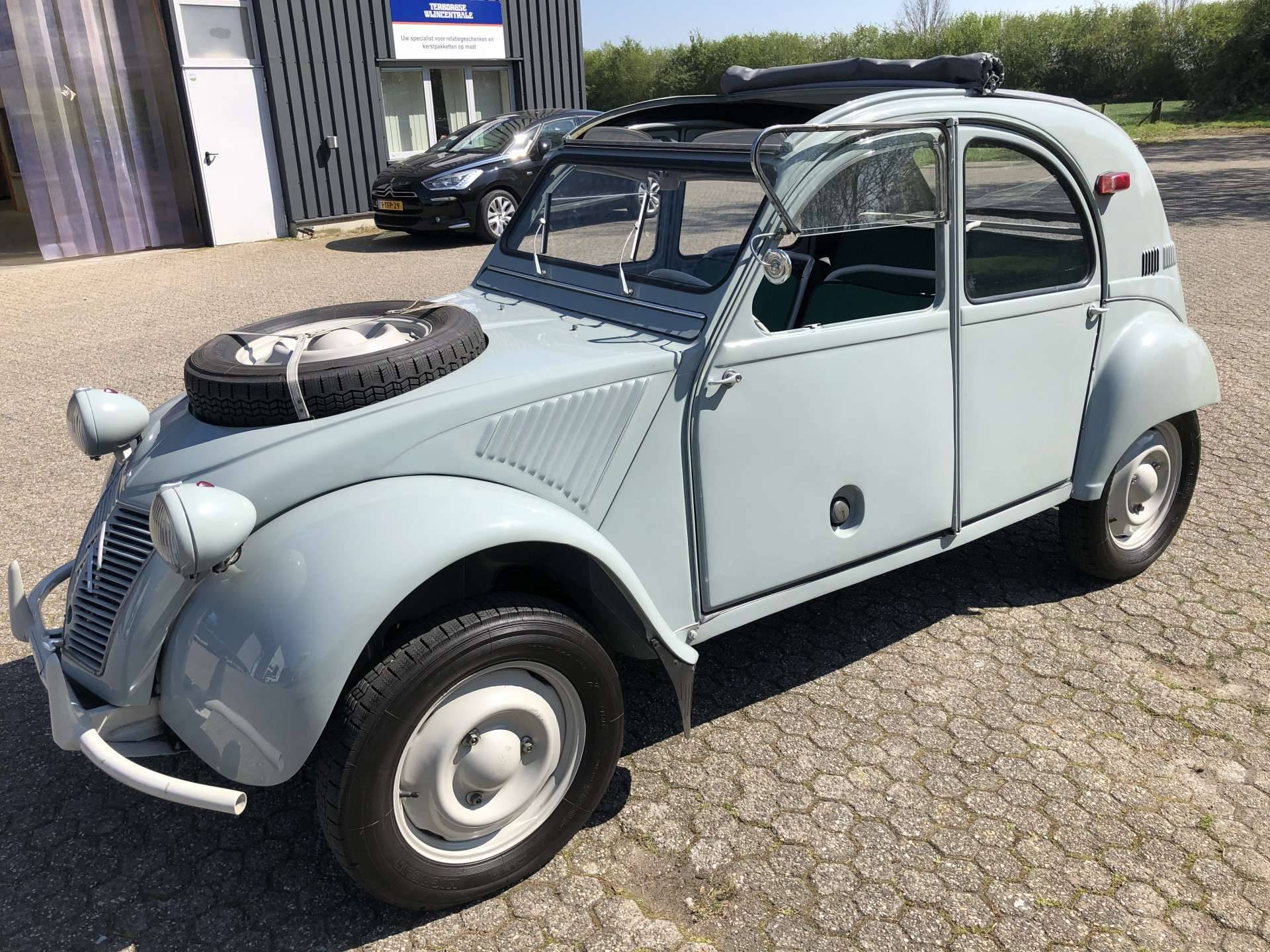 Citroen 2cv sahara