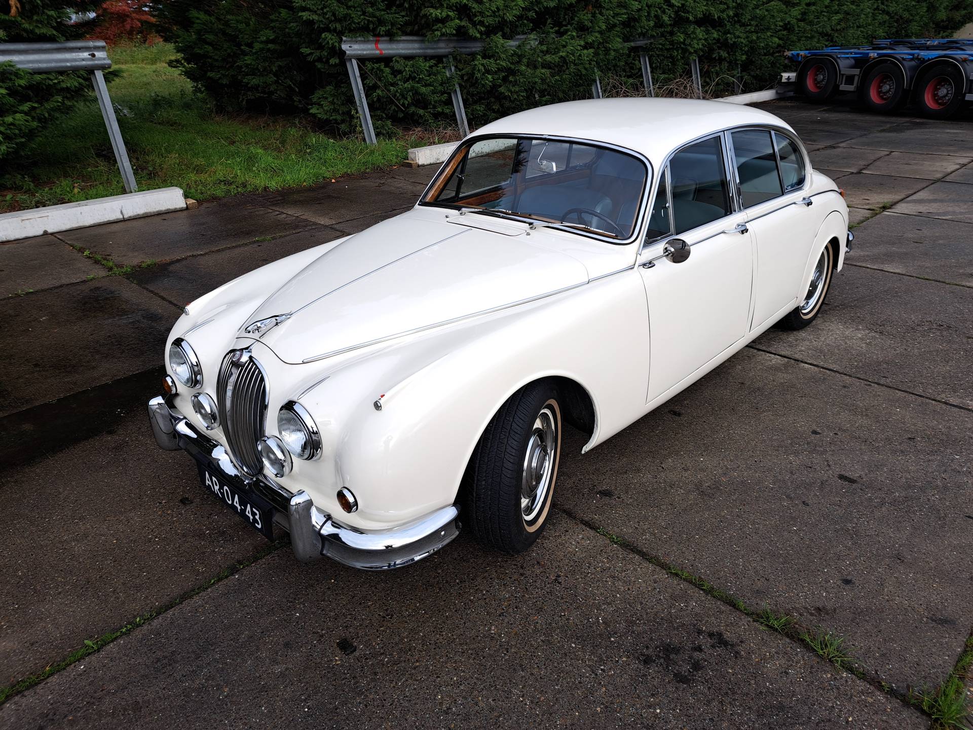 Jaguar Mk Ii Classic Cars For Sale - Classic Trader