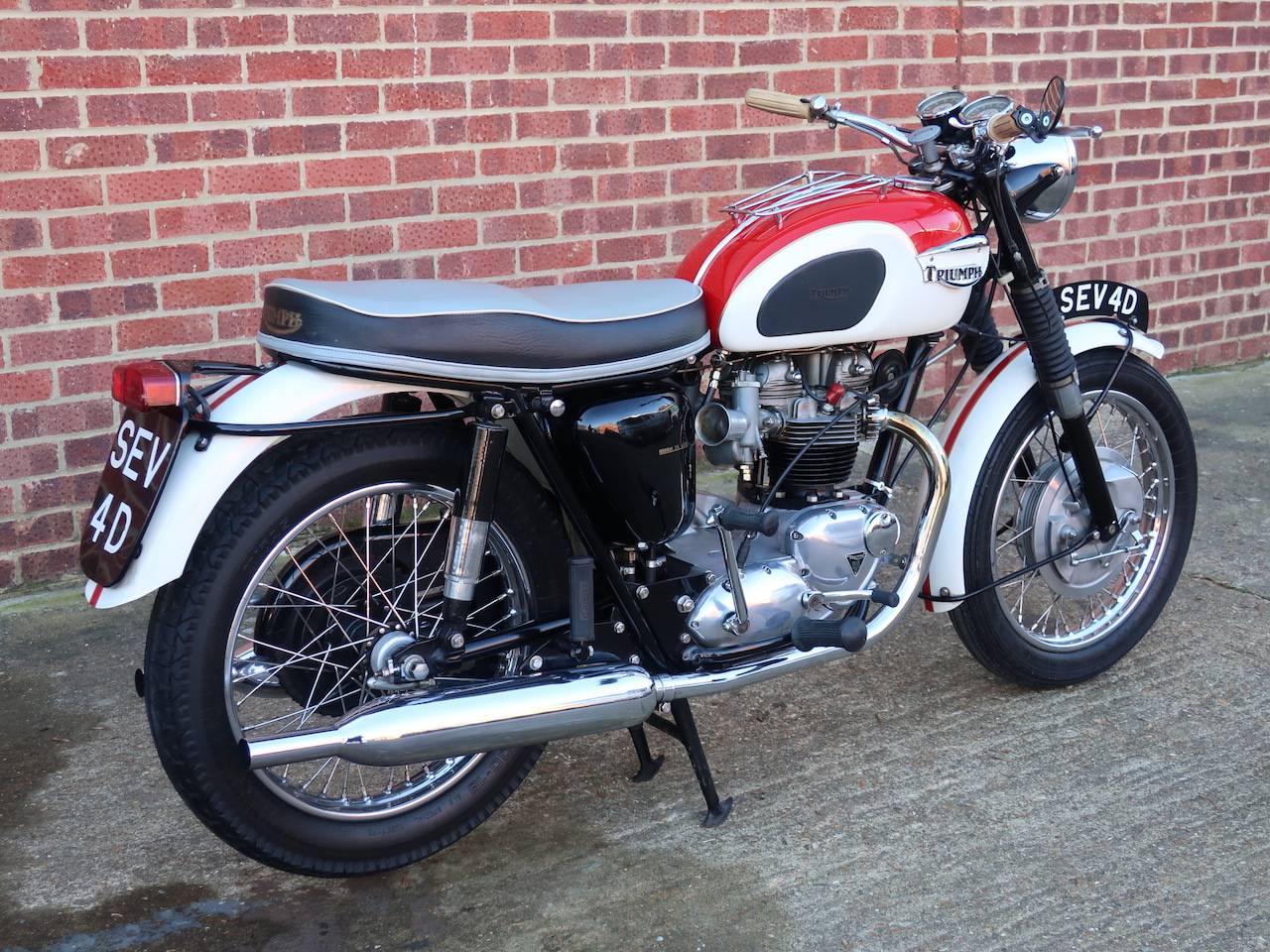 For Sale: Triumph Bonneville T120 (1966) offered for GBP 12,495