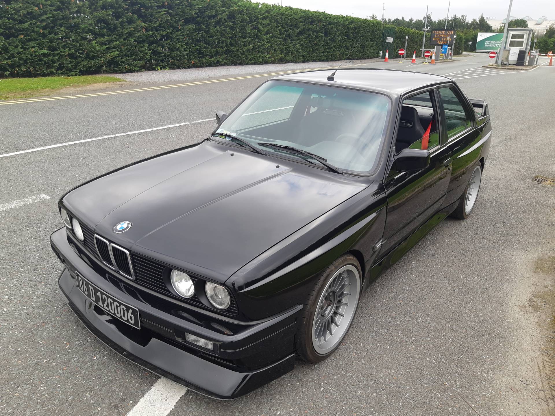 For Sale: BMW M3 (1986) offered for GBP 69,090