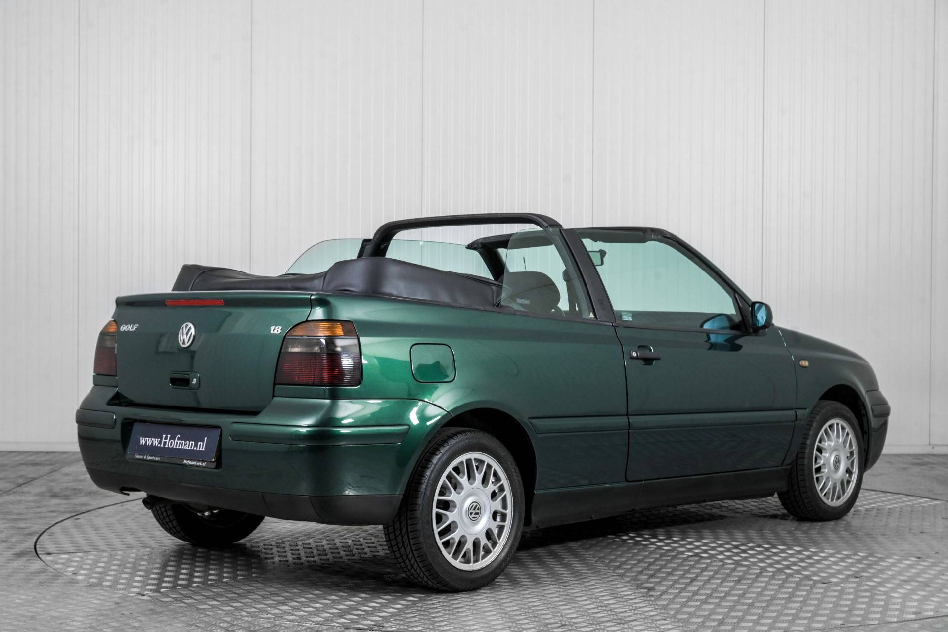 For Sale: Volkswagen Golf IV Cabrio 1.8 (1999) offered for €7,900