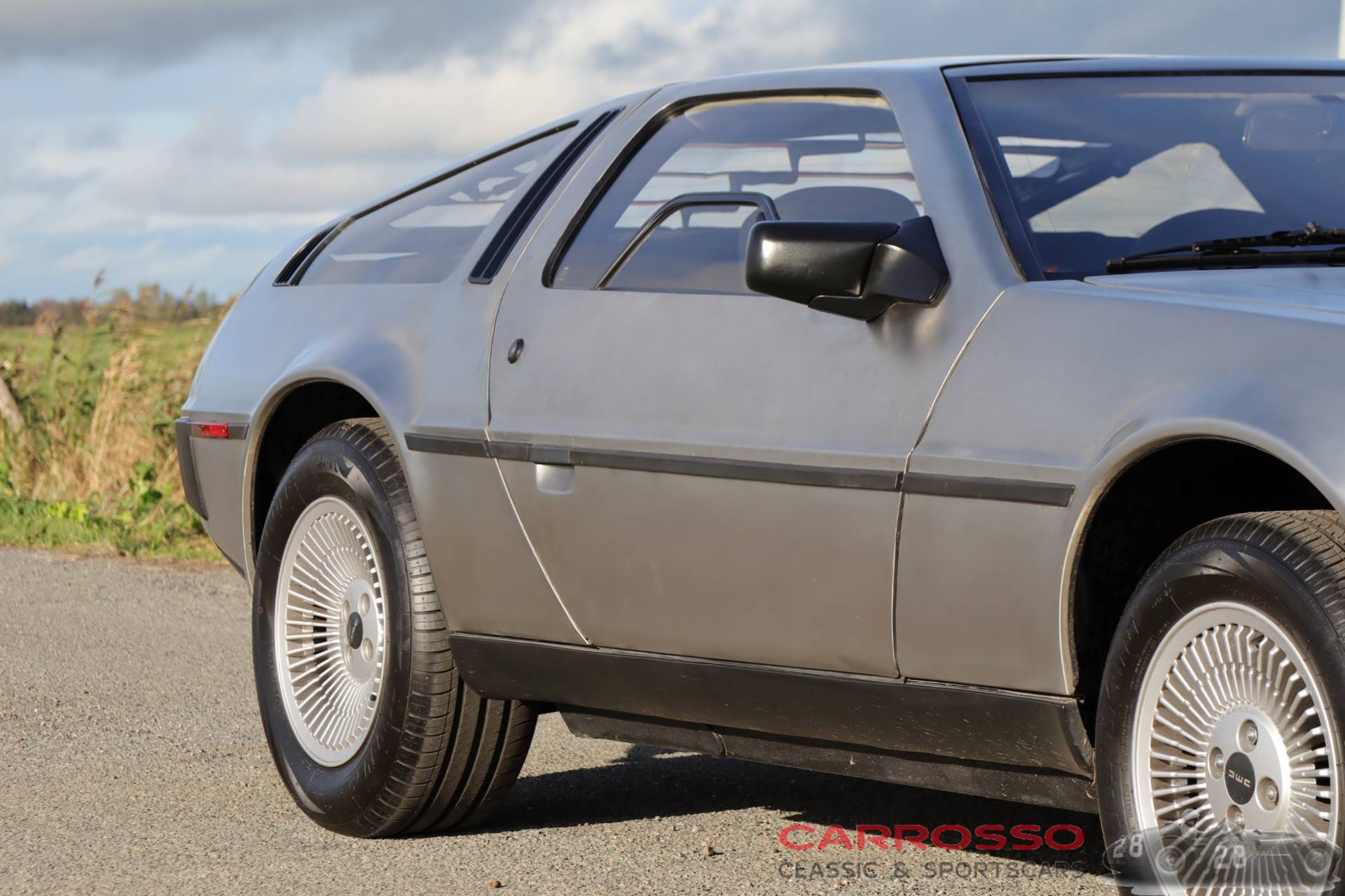 DeLorean DMC-12 – Carrosso