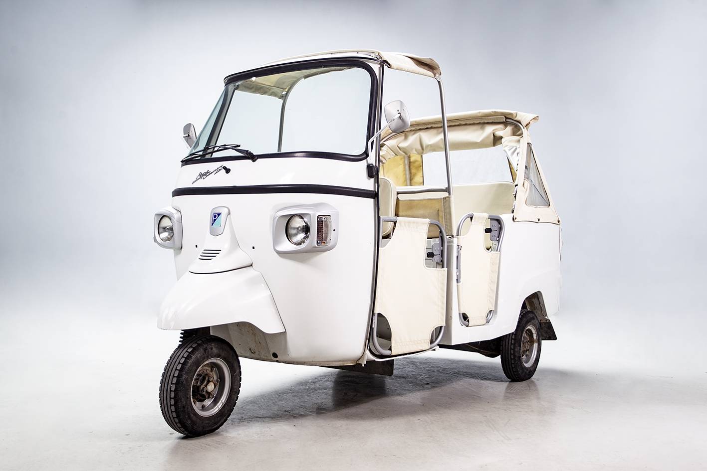 For Sale: Piaggio APE Calessino 200 (2017) offered for GBP 5,997