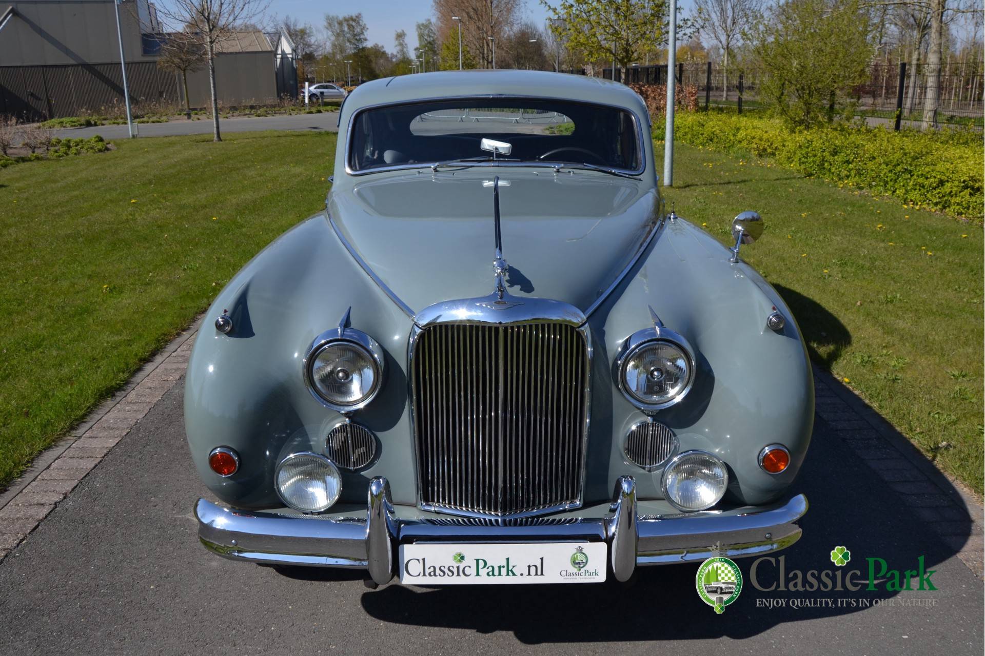 Jaguar mk ix