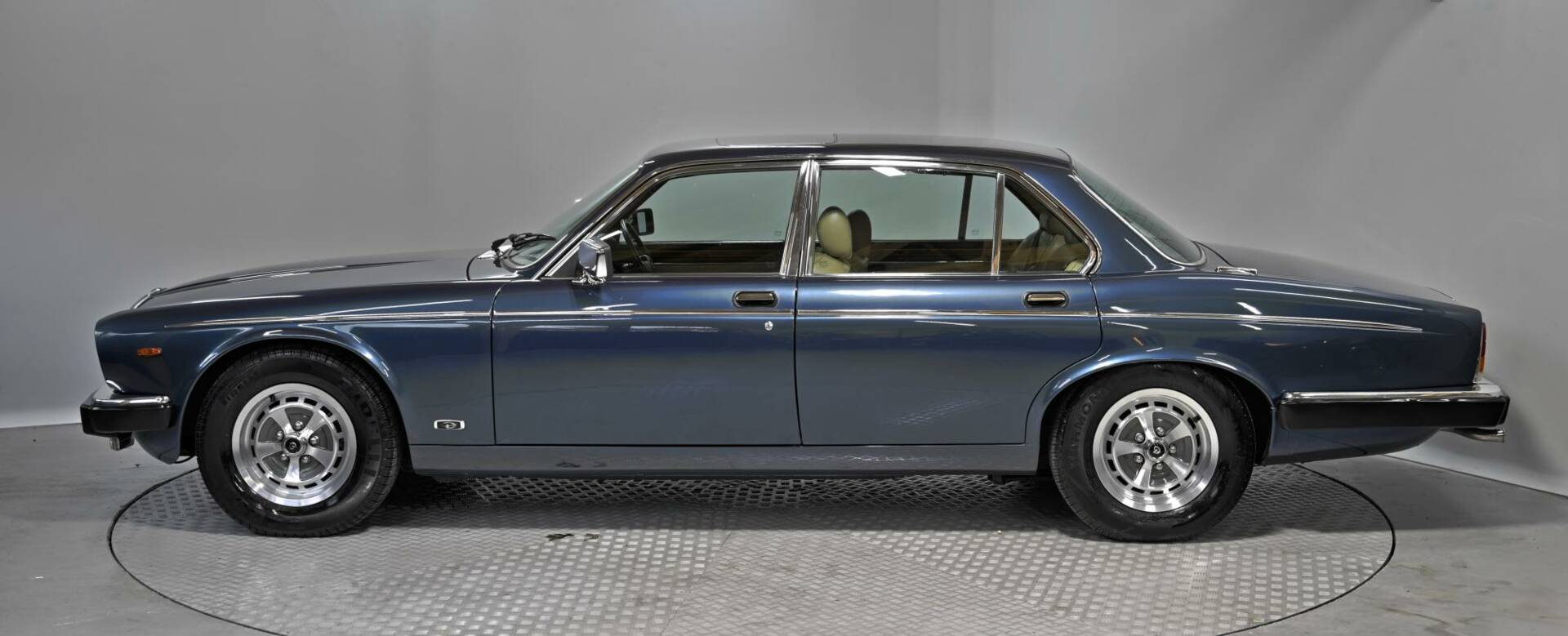 1989 Daimler Double Six, foto 8