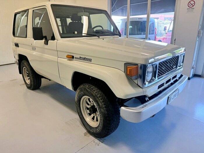 Toyota Land Cruiser BJ70 (1985) en vente pour Prix sur demande