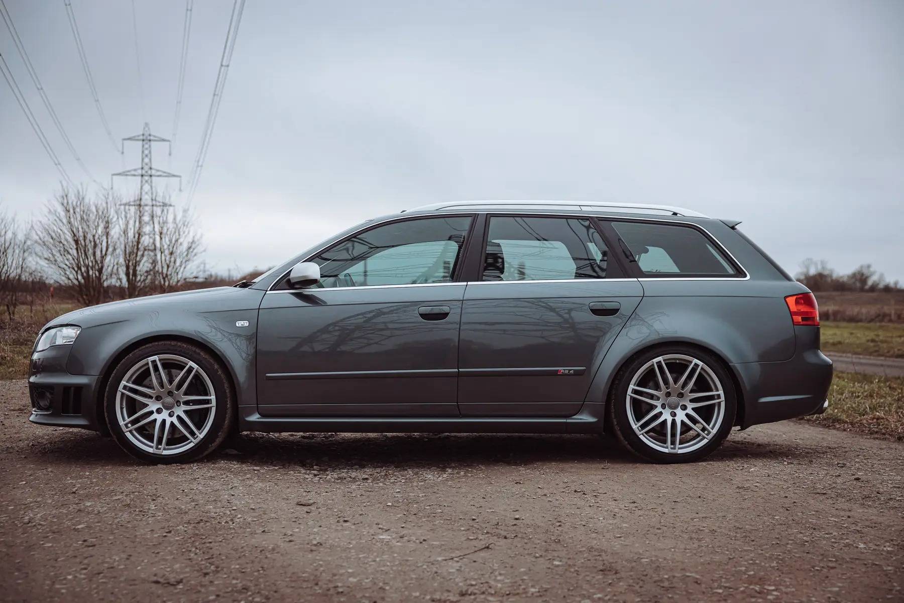 For Sale: Audi RS4 Avant (2006) offered for GBP 13,333