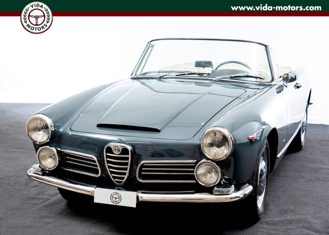 Alfa Romeo 2600 Spider - ALFA ROMEO 2600 SPIDER TOURING FOR SALE
