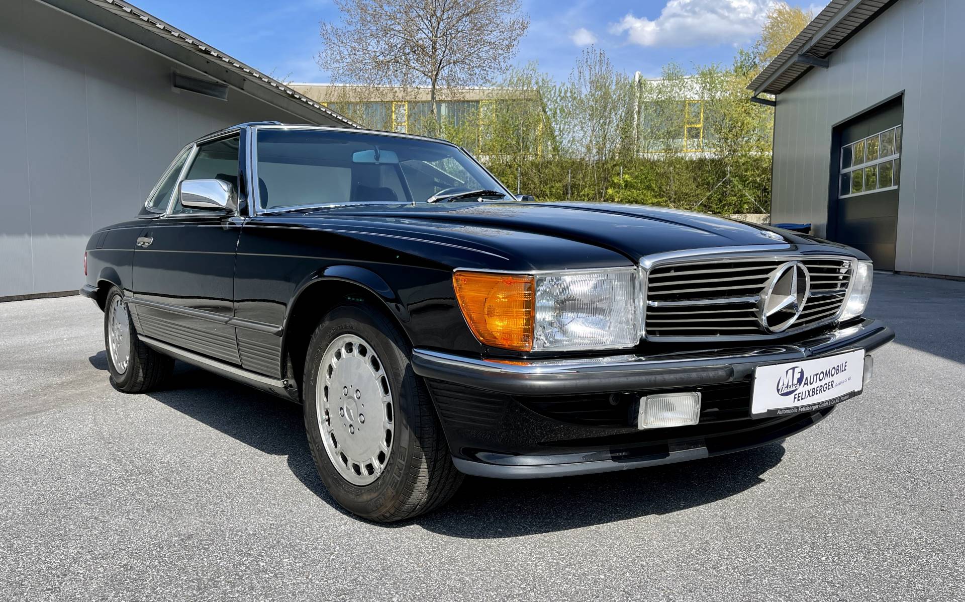 Mercedes Benz 560 Sl 1989 Fur 44 800 Eur Kaufen