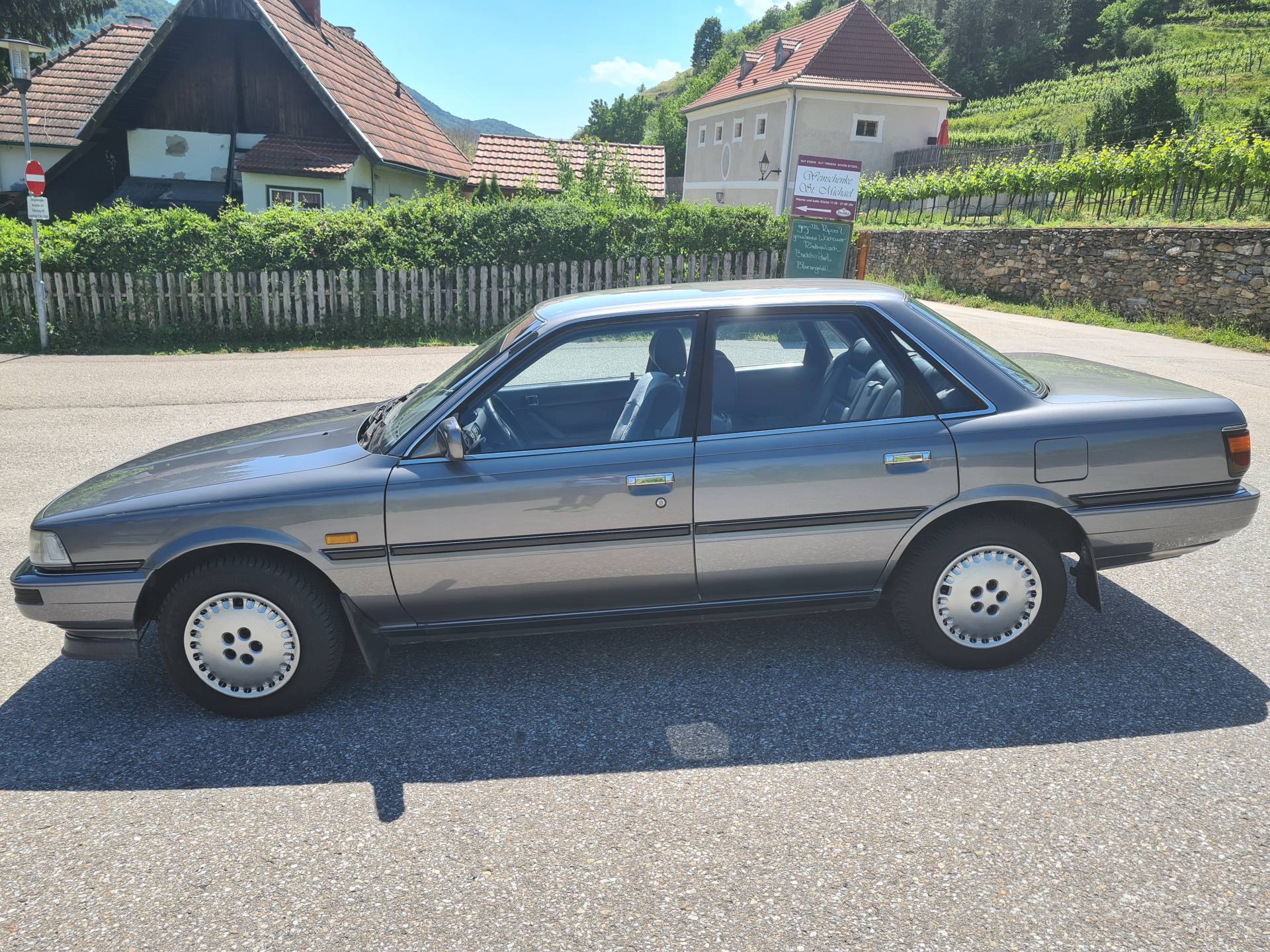For Sale: Toyota Camry (1990) offered for GBP 3,349