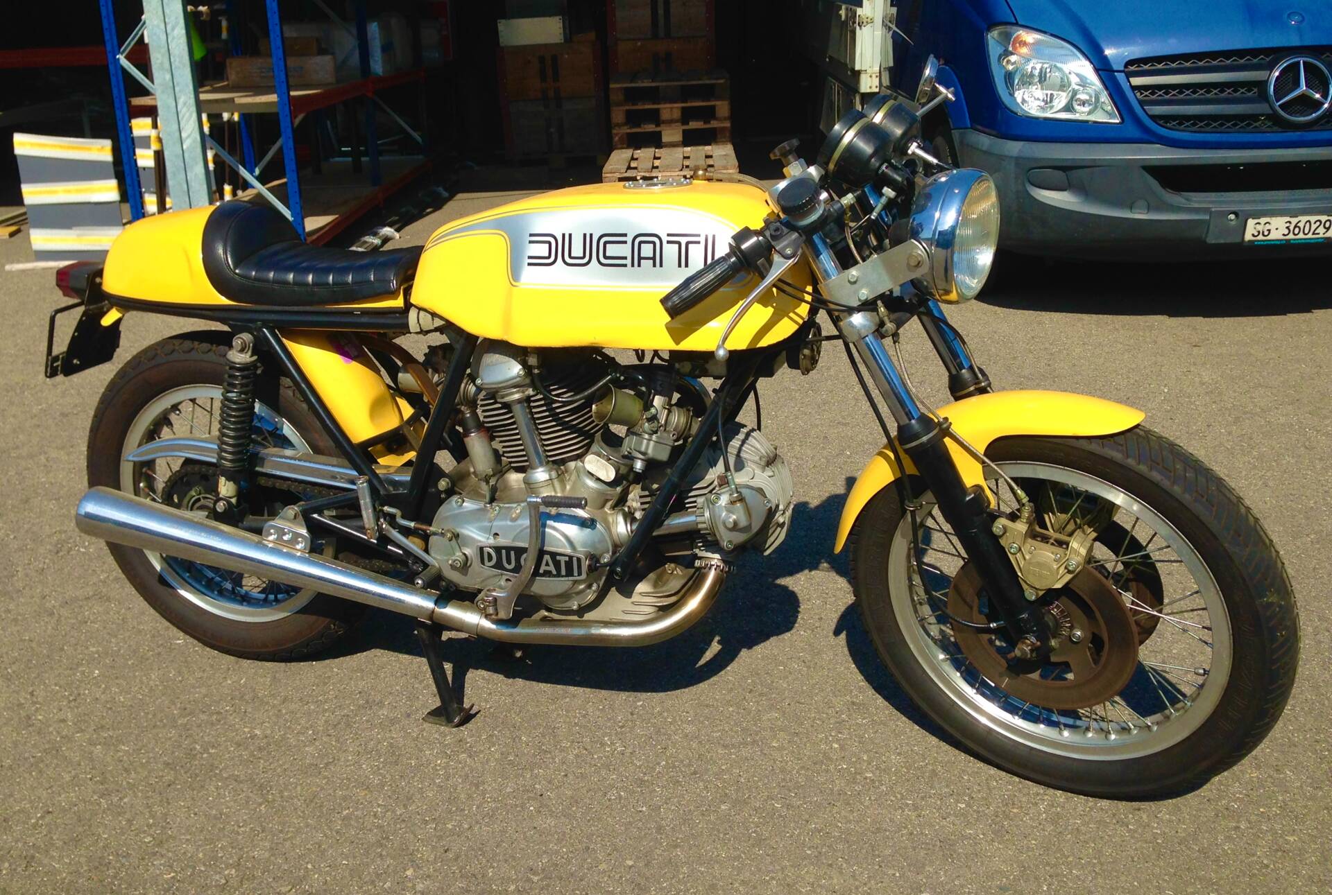 For Sale: Ducati 750 GT (1975) offered for €30,855