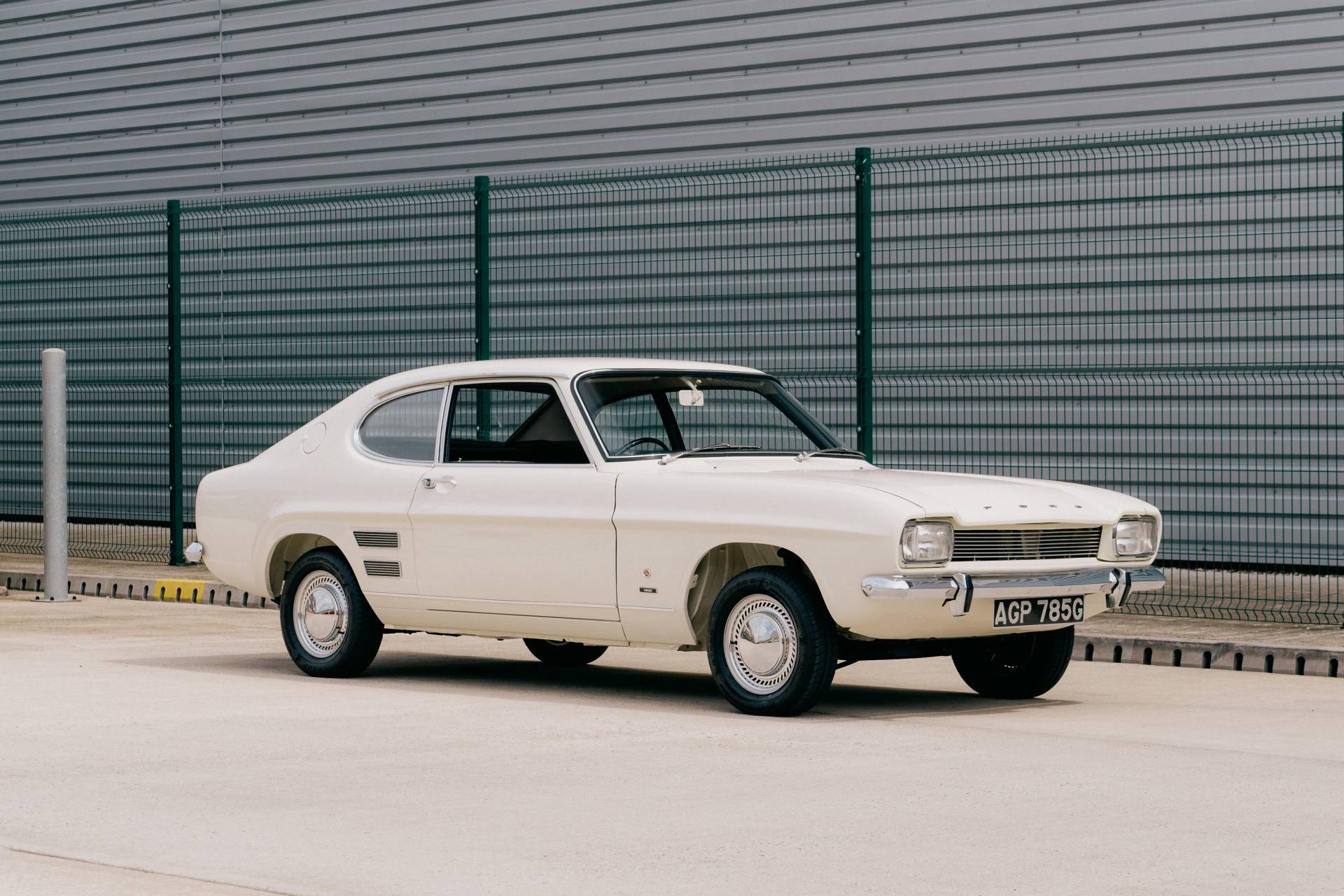 Ford Capri Classic Cars for Sale - Classic Trader
