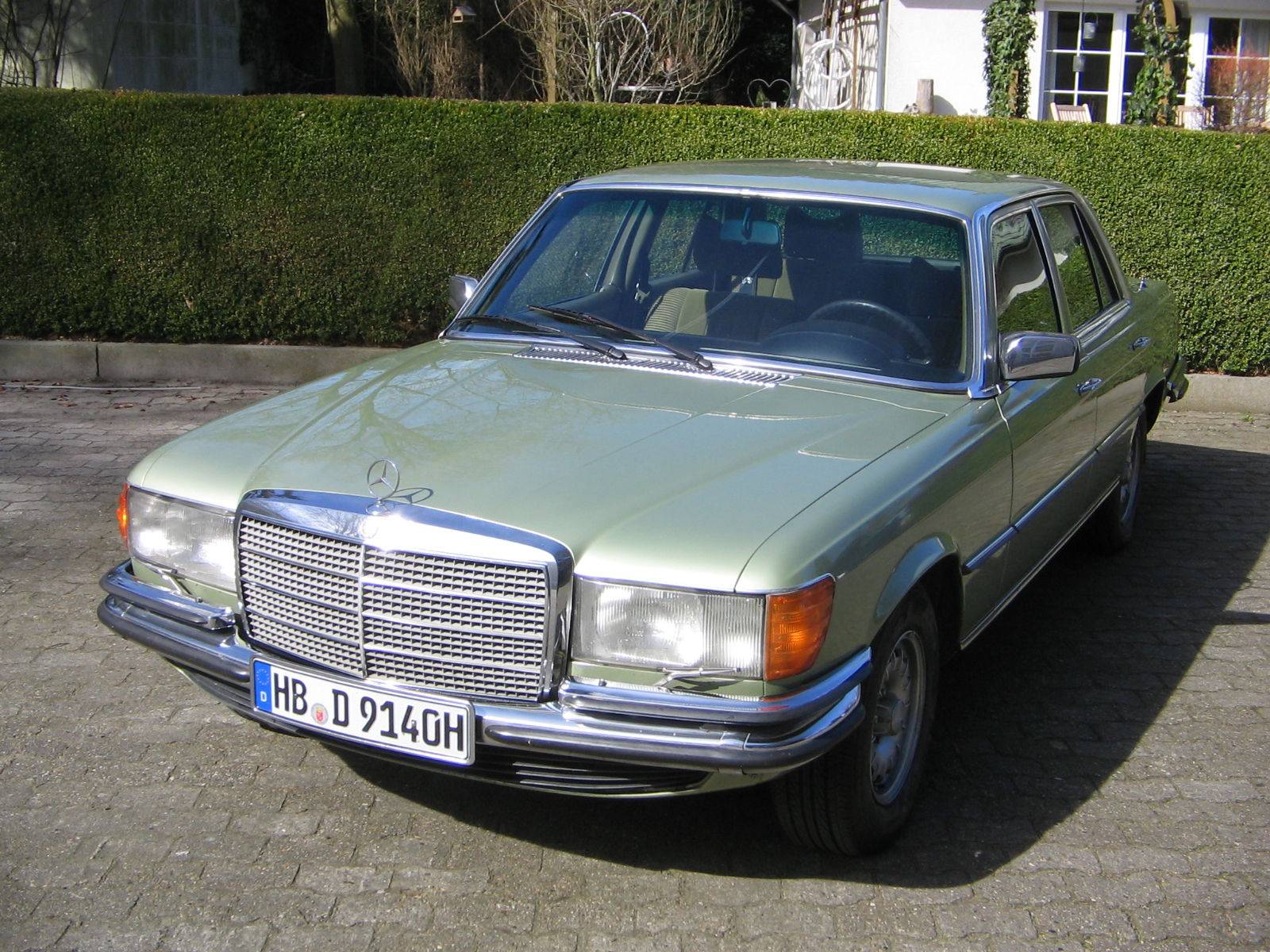 For Sale: Mercedes-Benz 450 SE (1976) offered for GBP 15,330