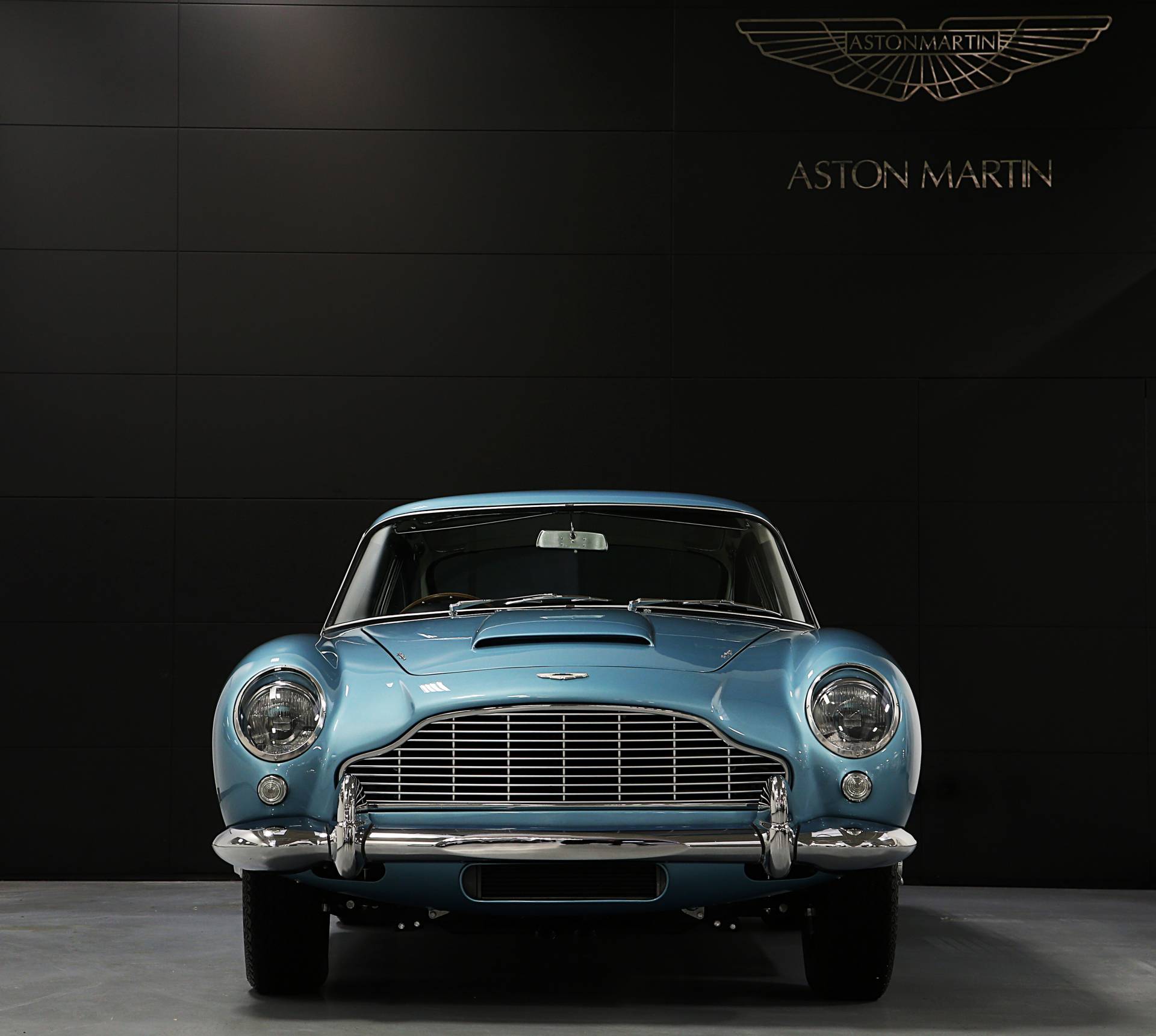 Aston Martin Db 5 Classic Cars For Sale Classic Trader