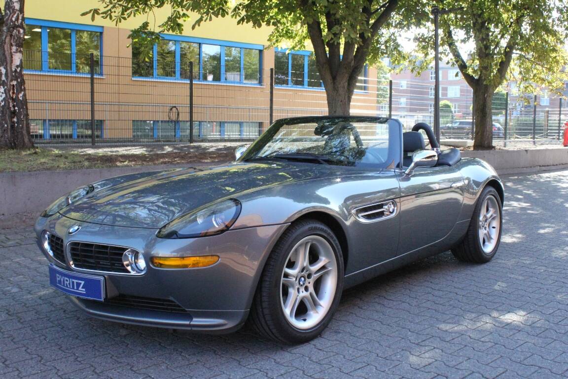 For Sale: BMW Z8 (2001) offered for €235,000