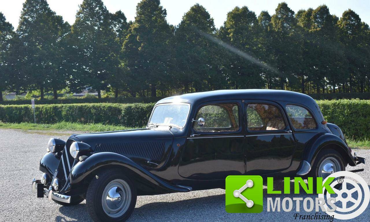 Modèle Réduit CITROËN TRACTION 11 Familiale Pompiers D'Aze - Échelle 1/43 - Marque Atlas - État Occasion