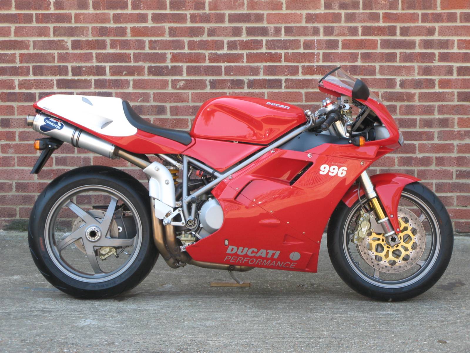 For Sale: Ducati 996 Sps (1999) Offered For Gbp 11,995