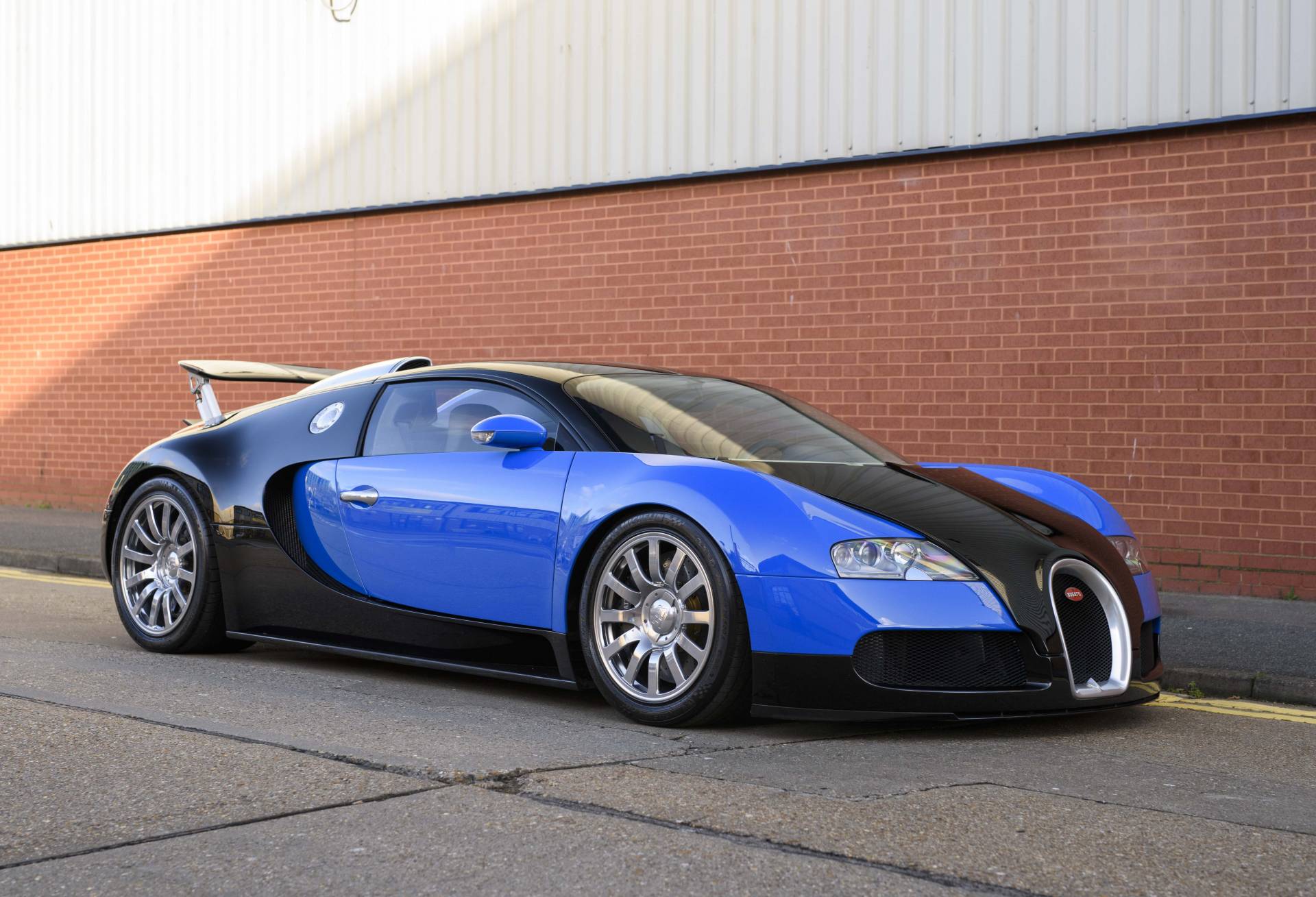 For Sale: Bugatti Eb Veyron 16.4 (2007) Offered For Gbp 945,000