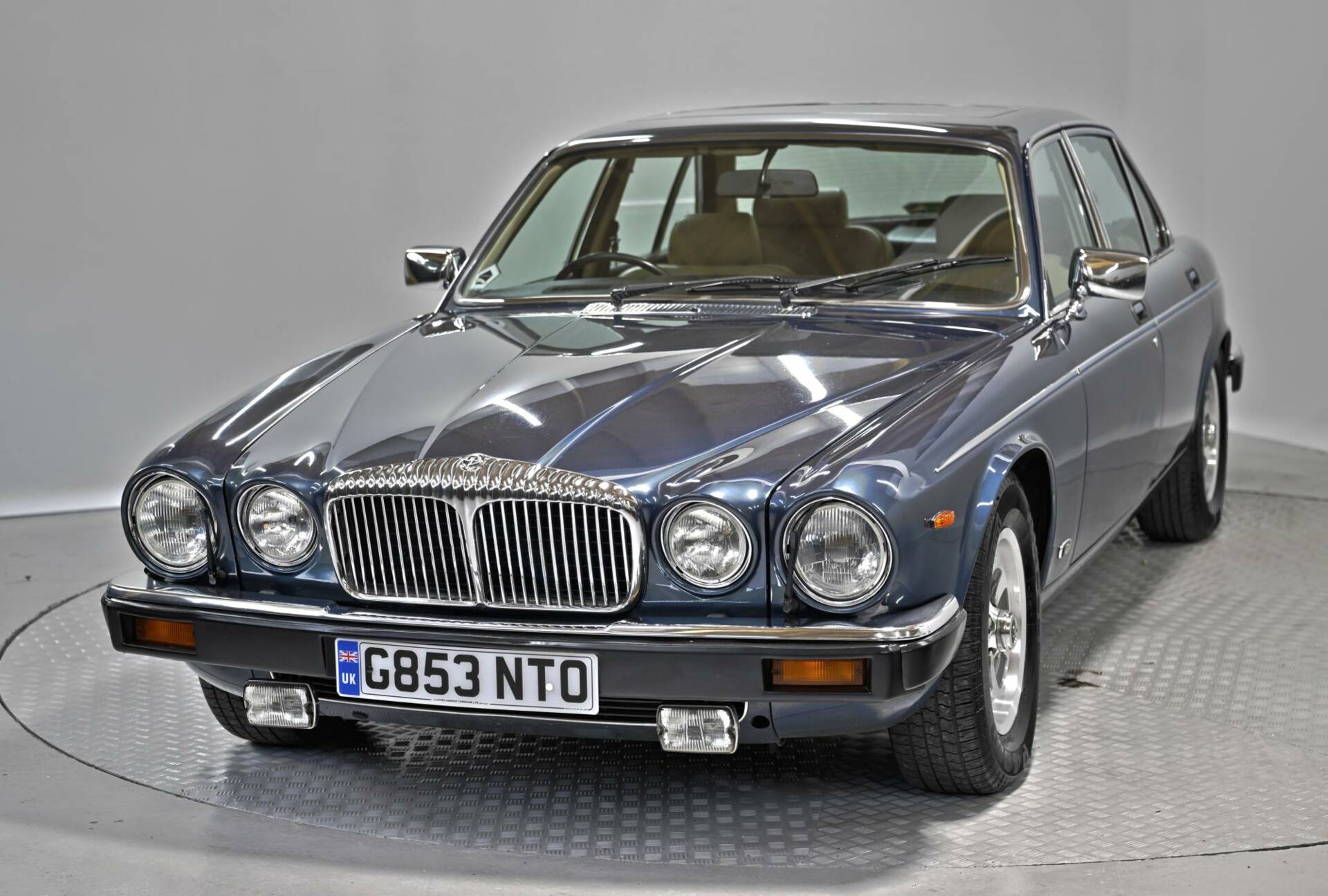 1989 Daimler Double Six, foto 3
