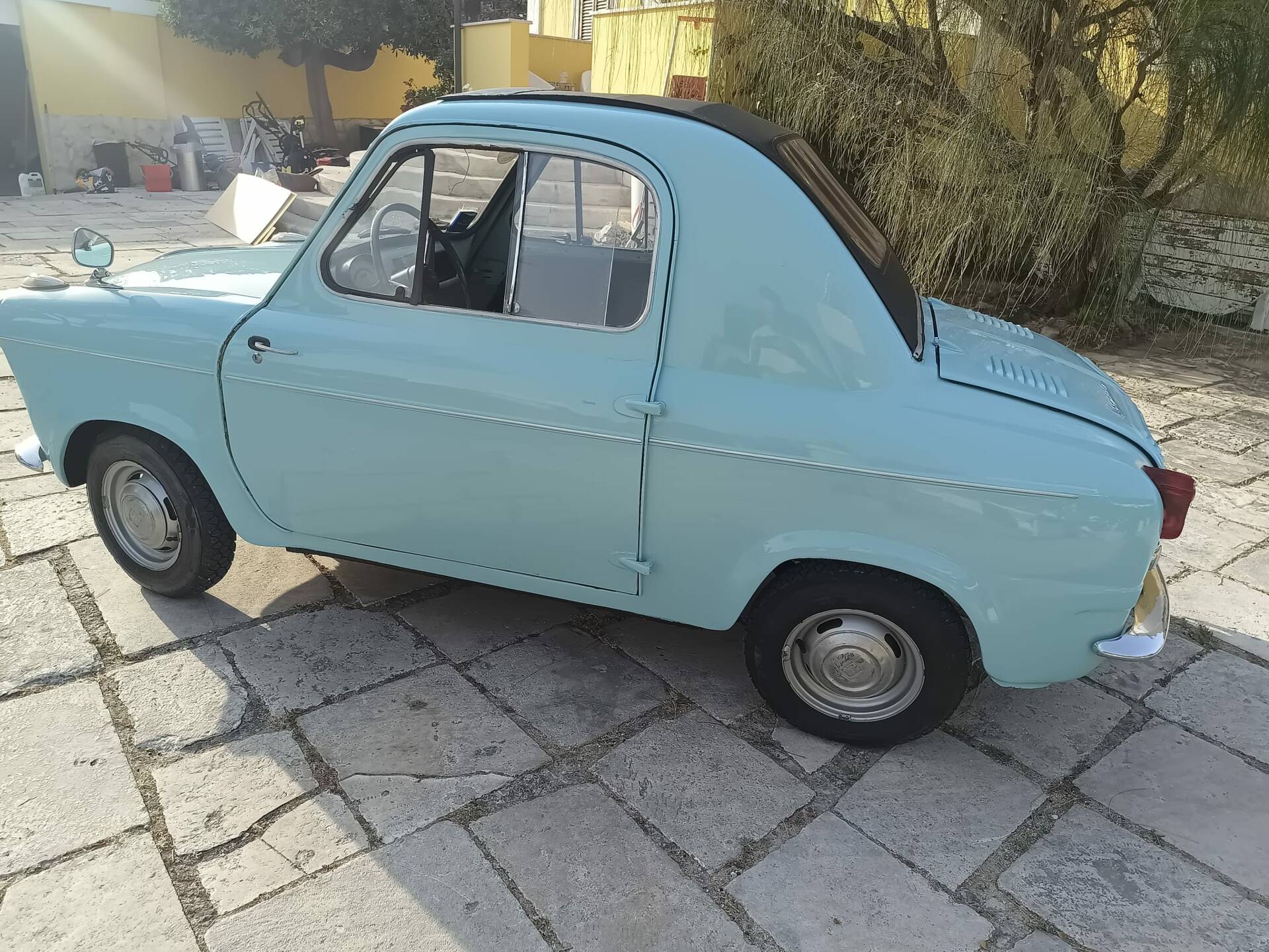 1960 Piaggio Vespa 400, foto 2